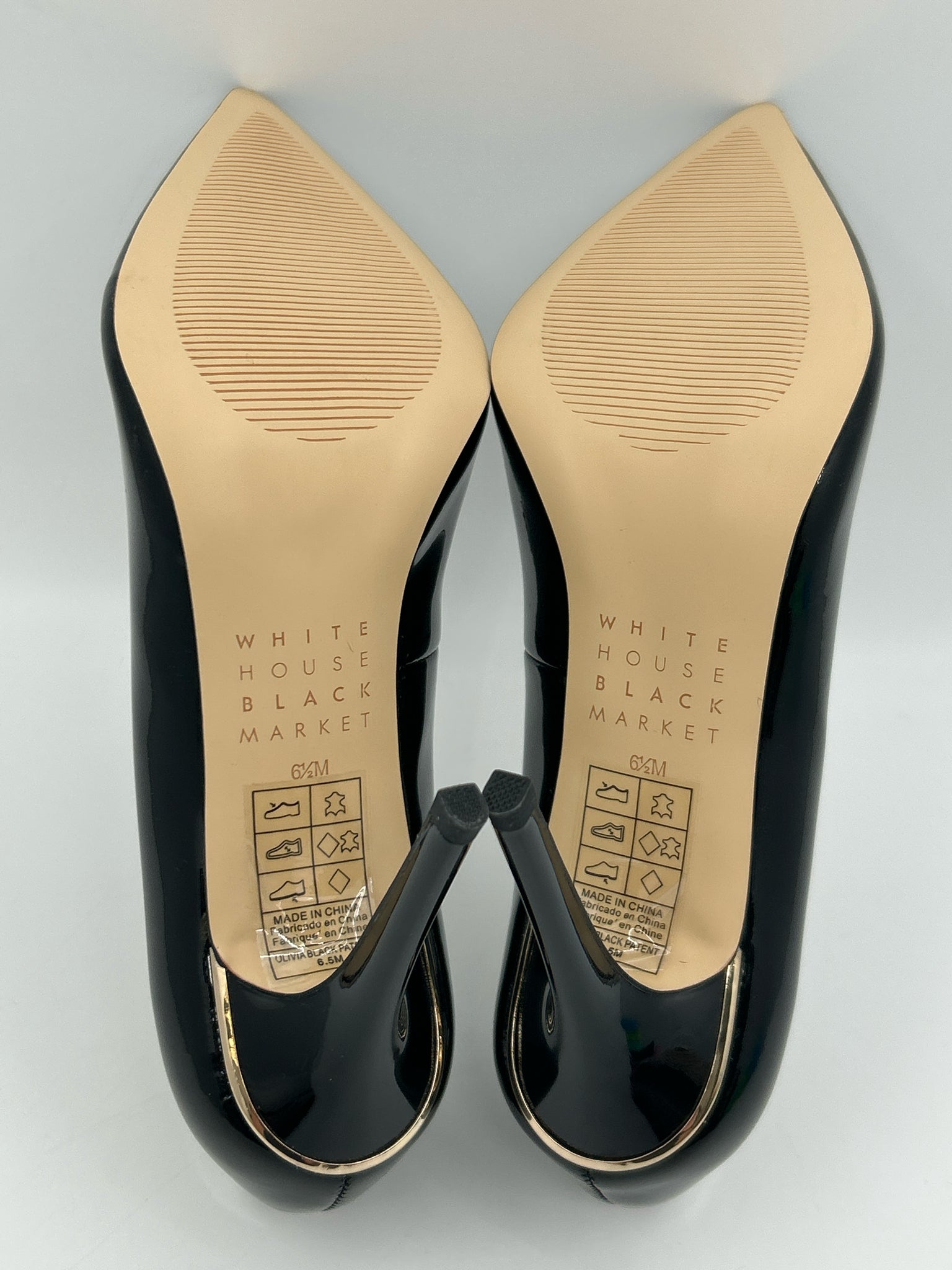 White House Black Market Size 6.5M Black Women Pumps