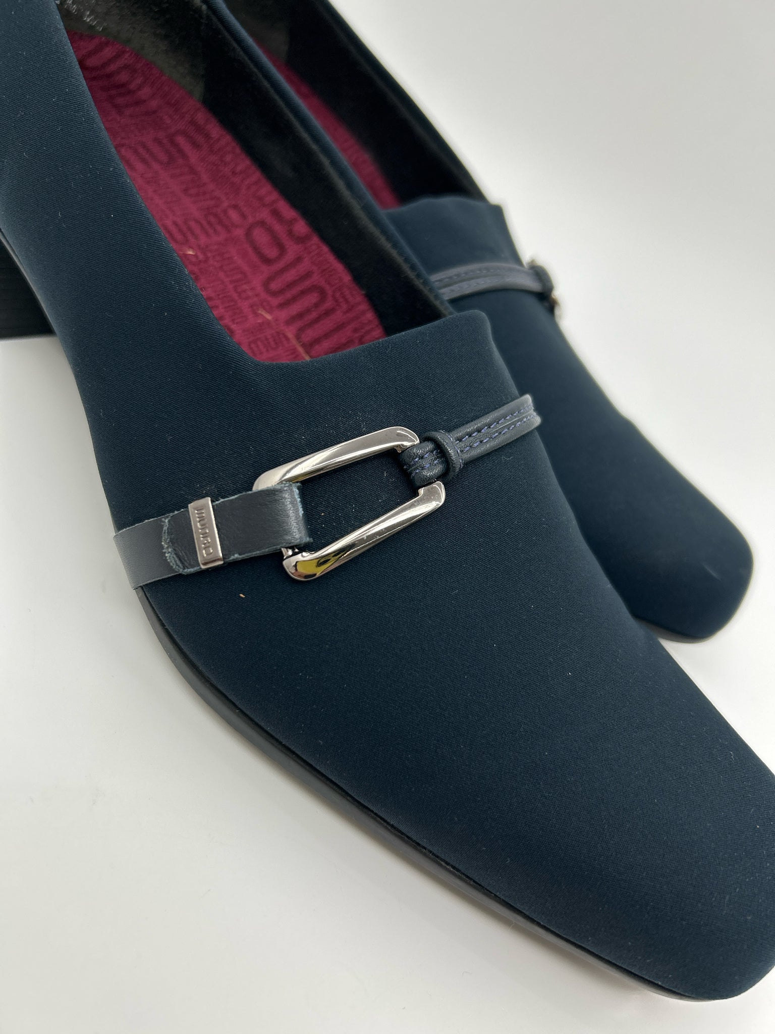 MUNRO Size 10.5M Navy Women Pumps