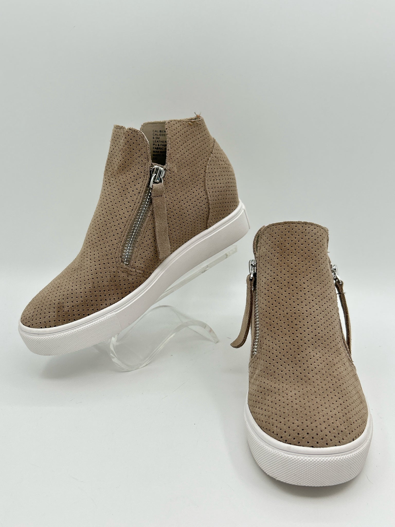 STEVE MADDEN Size 6.5 Taupe Women Sneakers