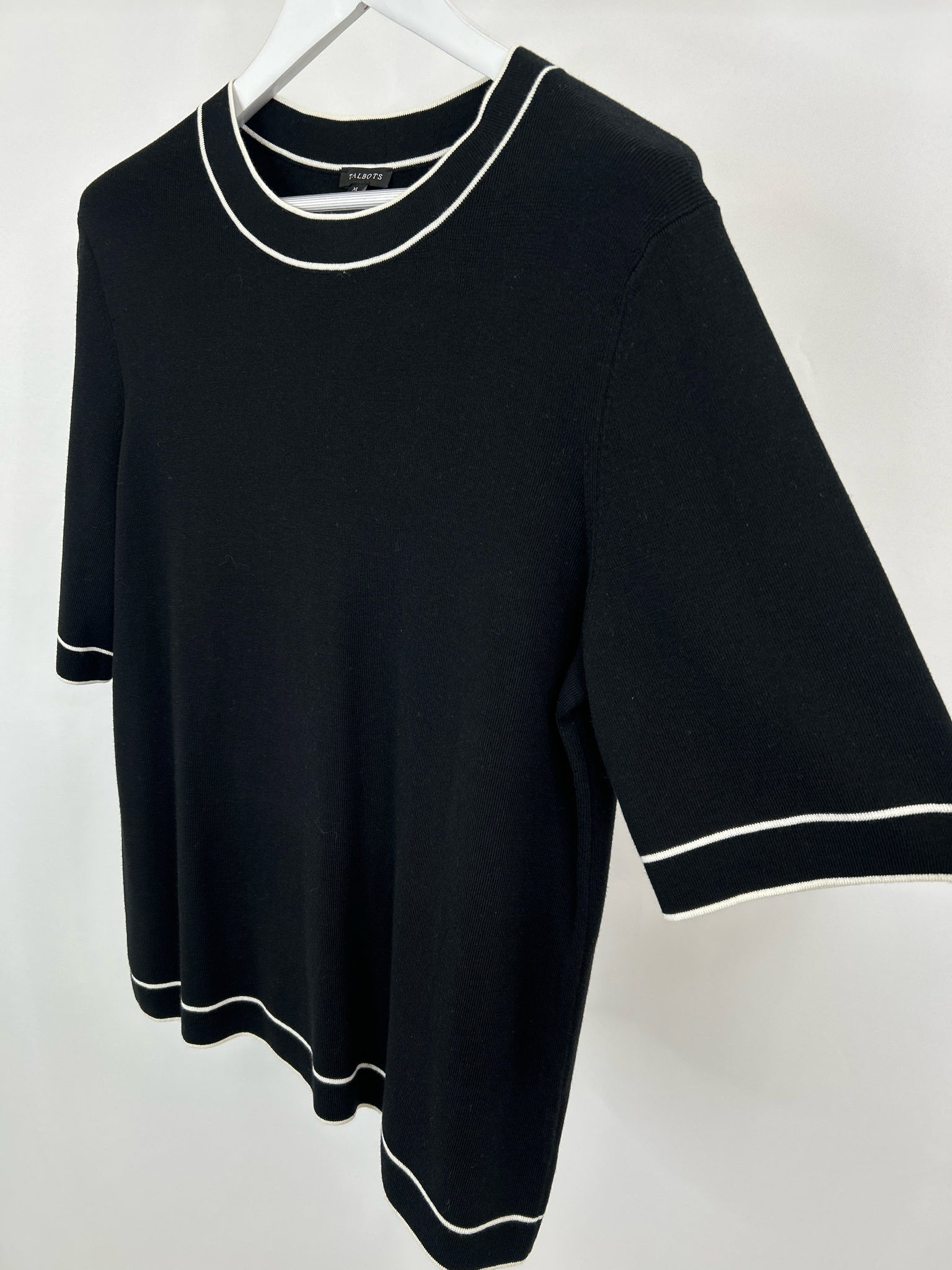 TALBOTS NWT Size XL Black Women Sweater