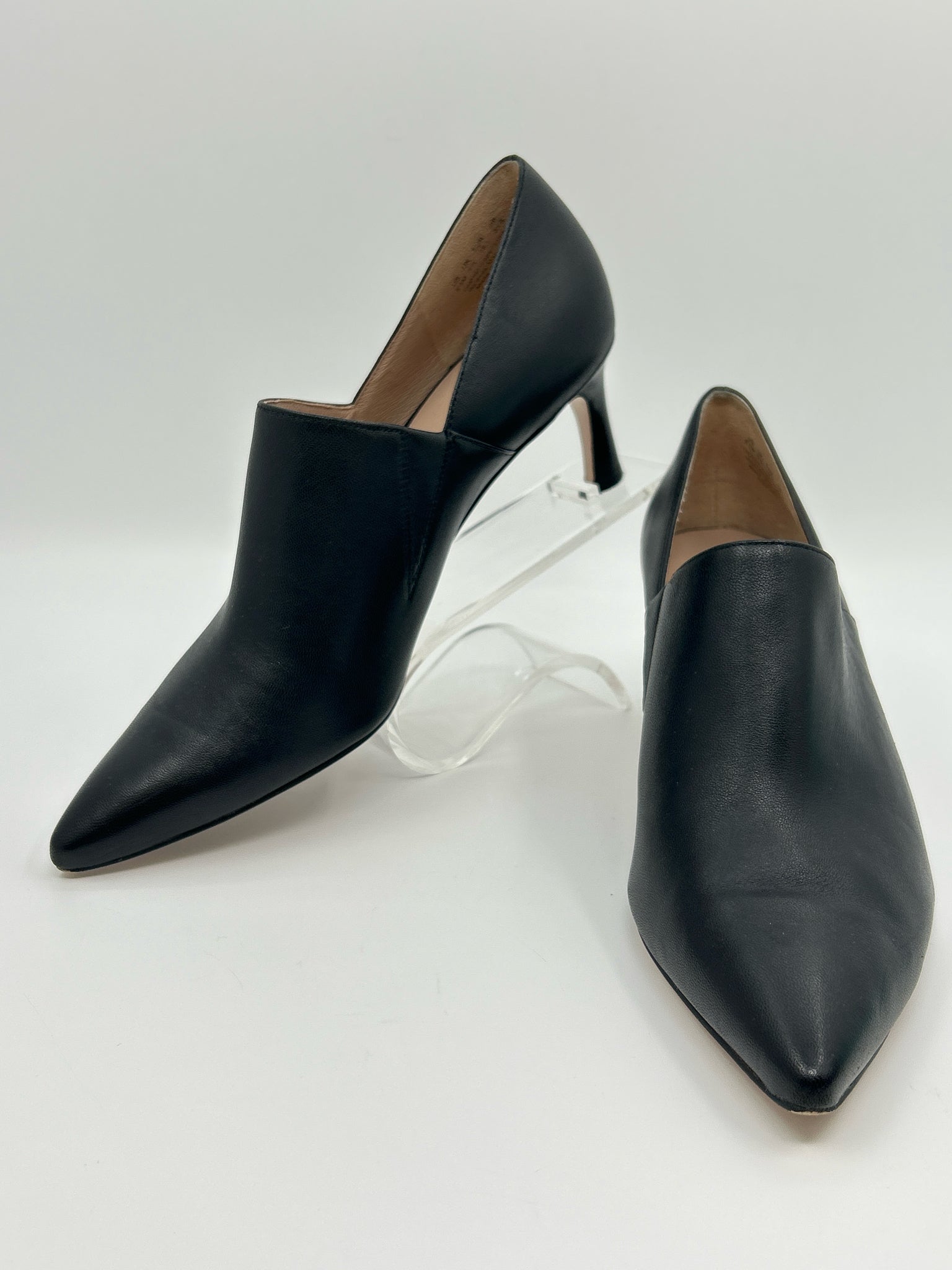 27 EDIT Size 8.5 Black Women Pumps