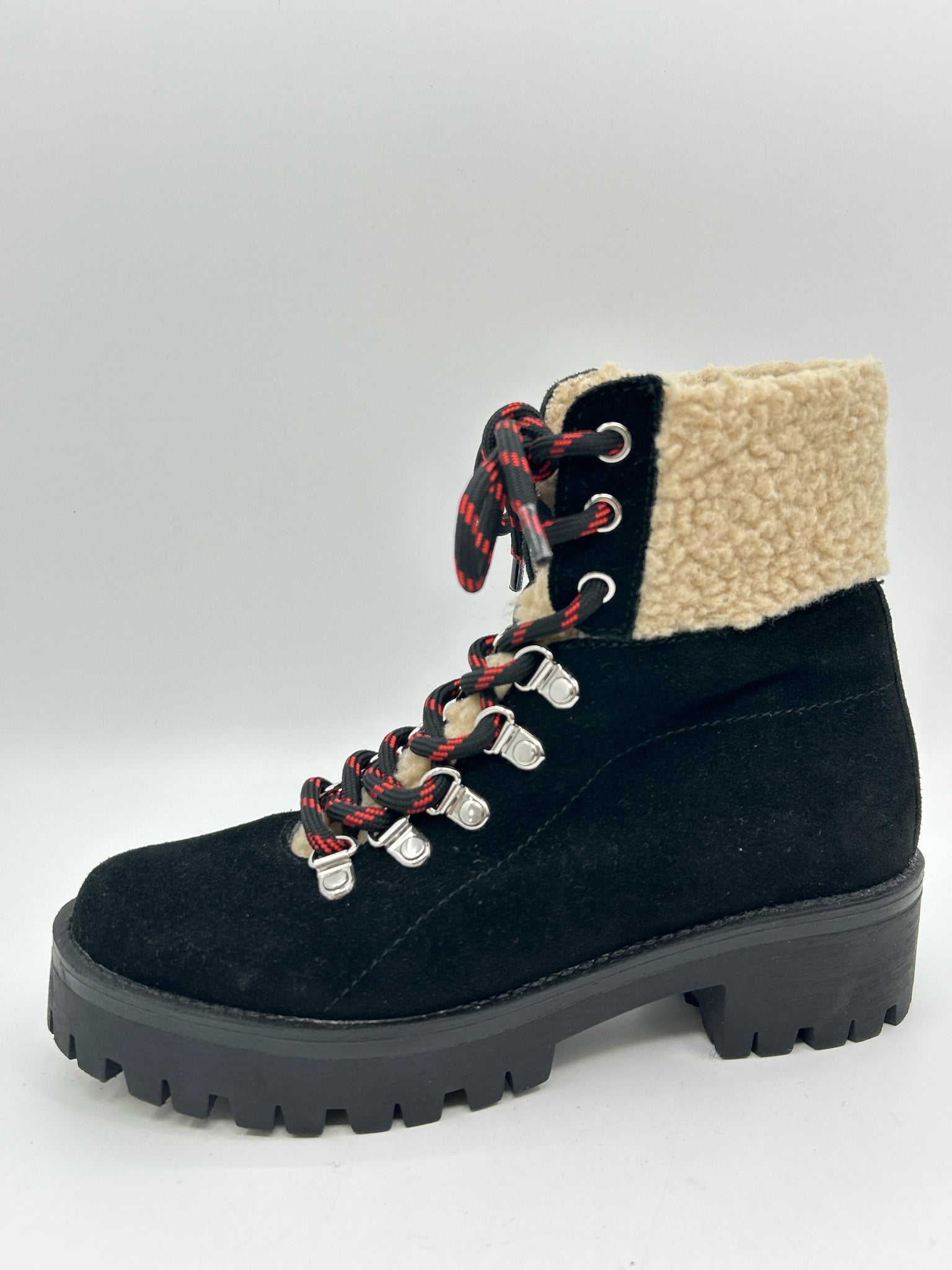 STEVE MADDEN Size 6.5M Black Women Booties