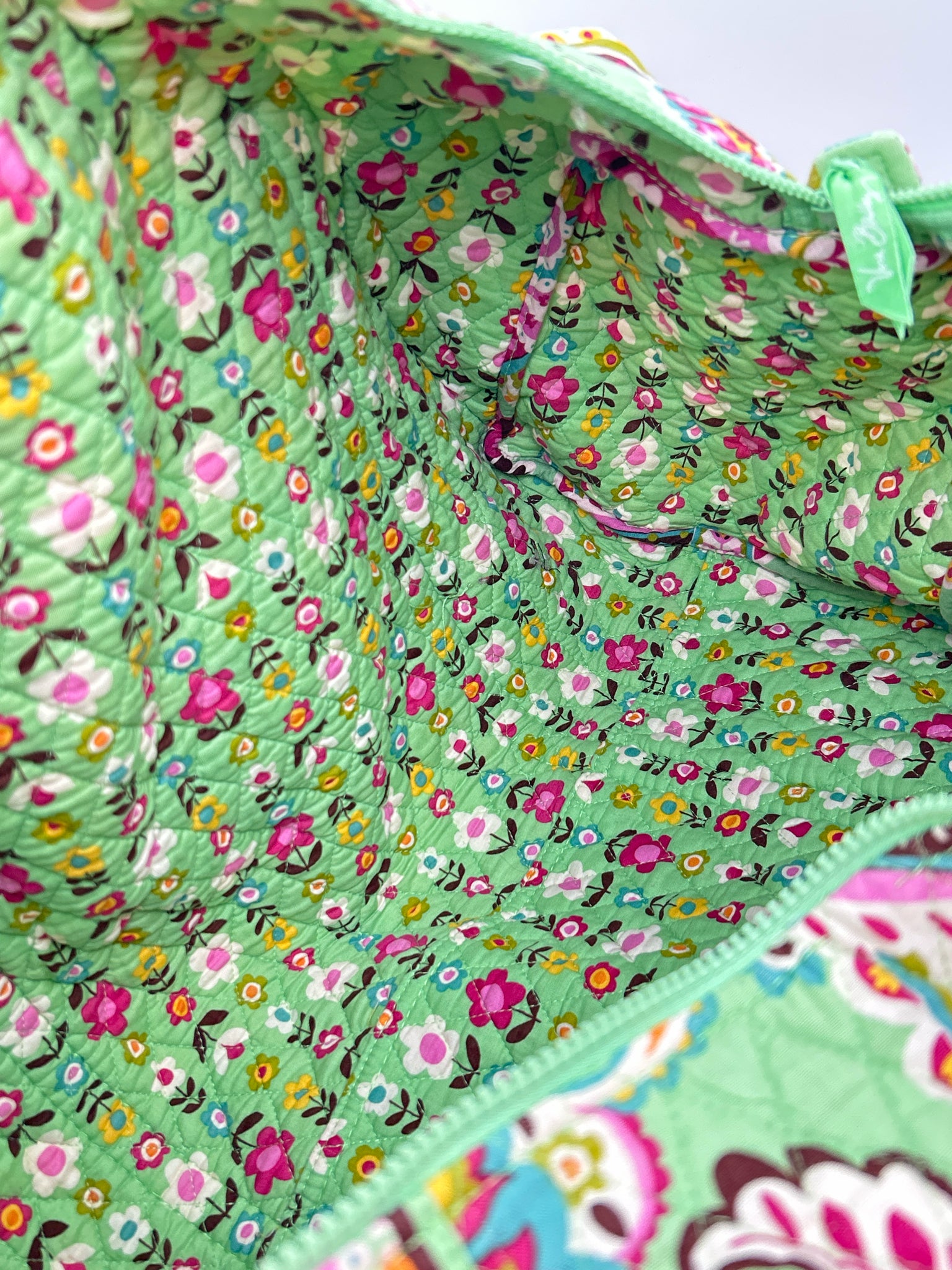 VERA BRADLEY Mint Print Luggage