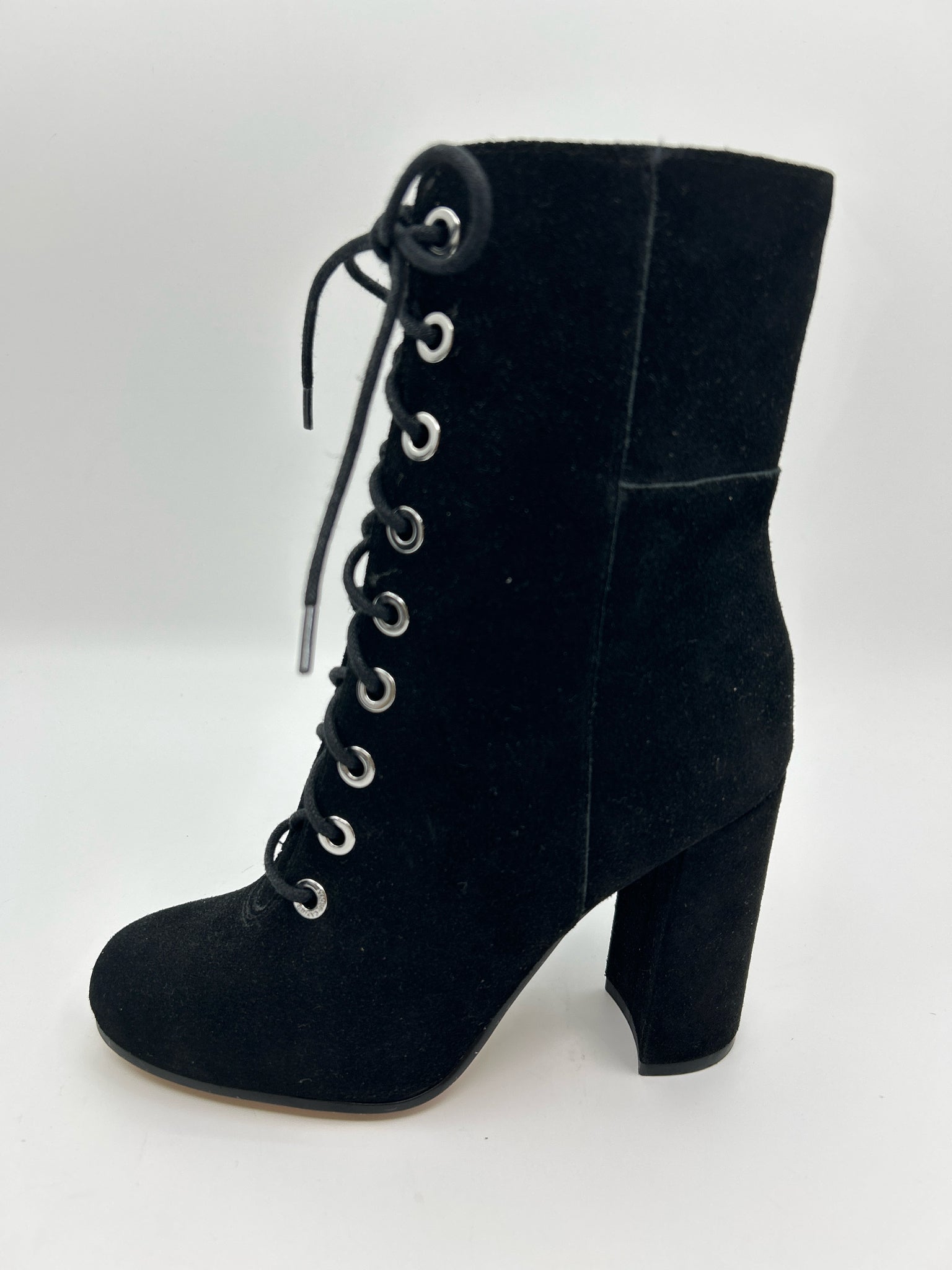 VINCE CAMUTO Size 7.5M Black Women Booties