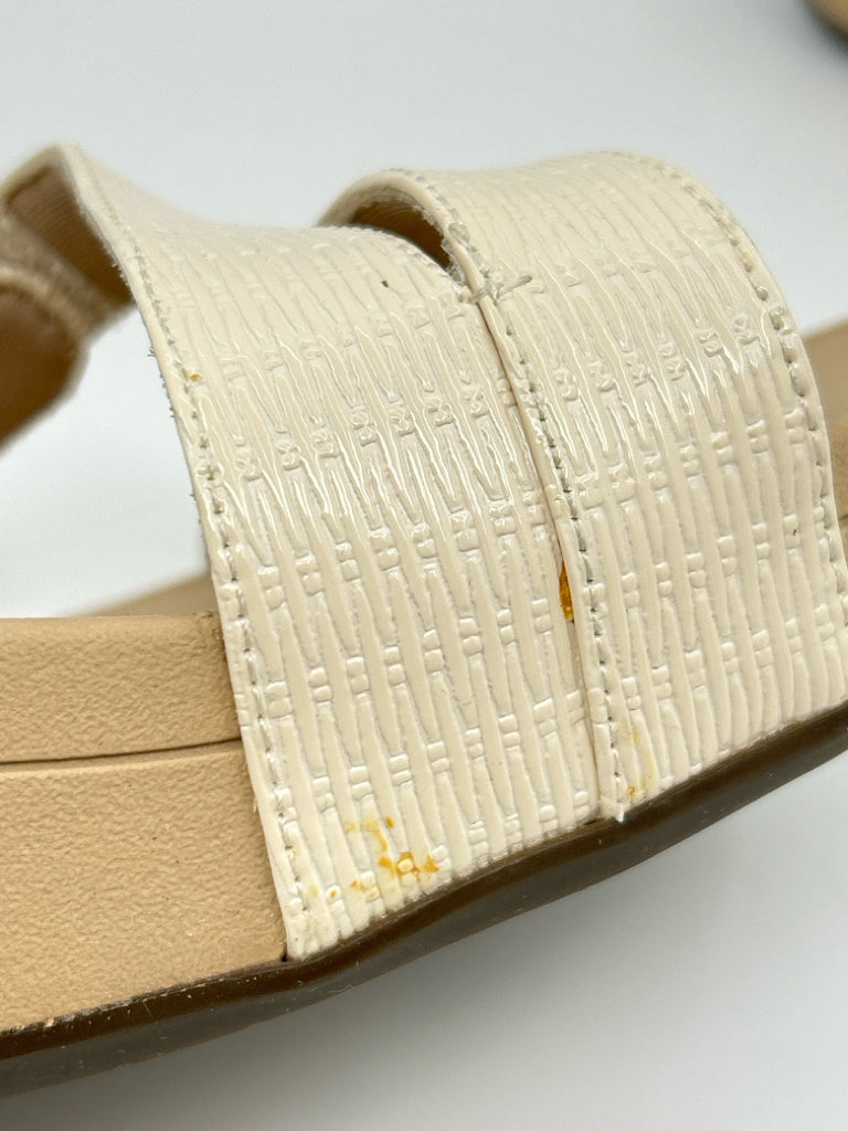 VIONIC Size 10 Cream Sandal