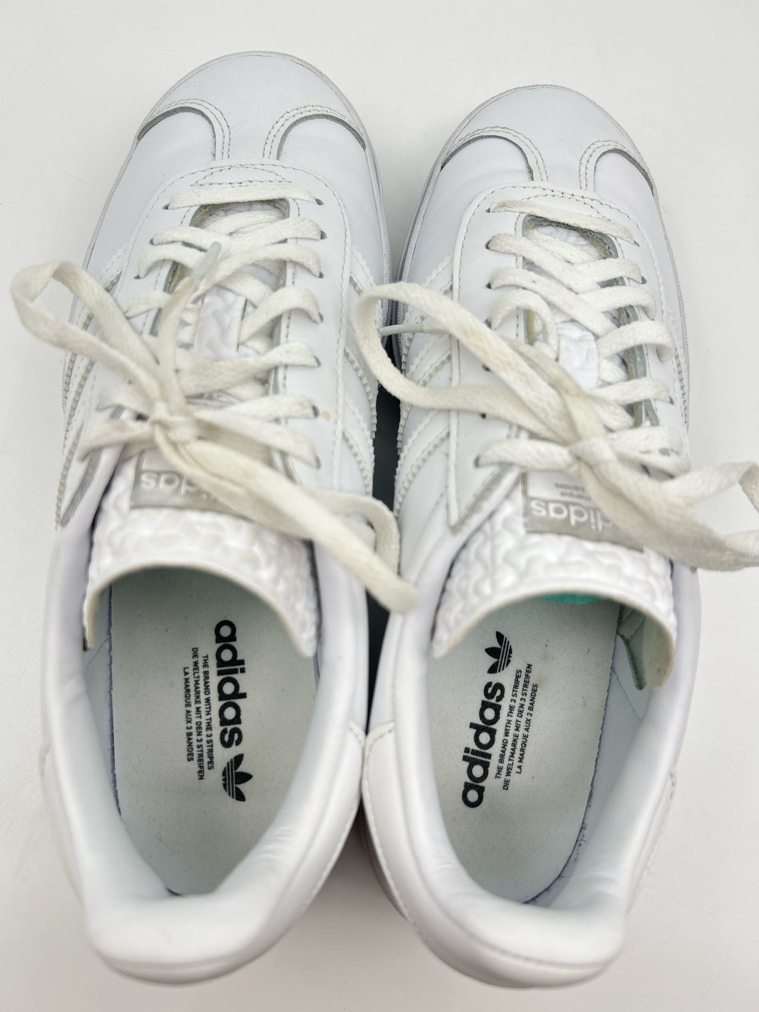 ADIDAS Size 7.5 White Women Sneakers