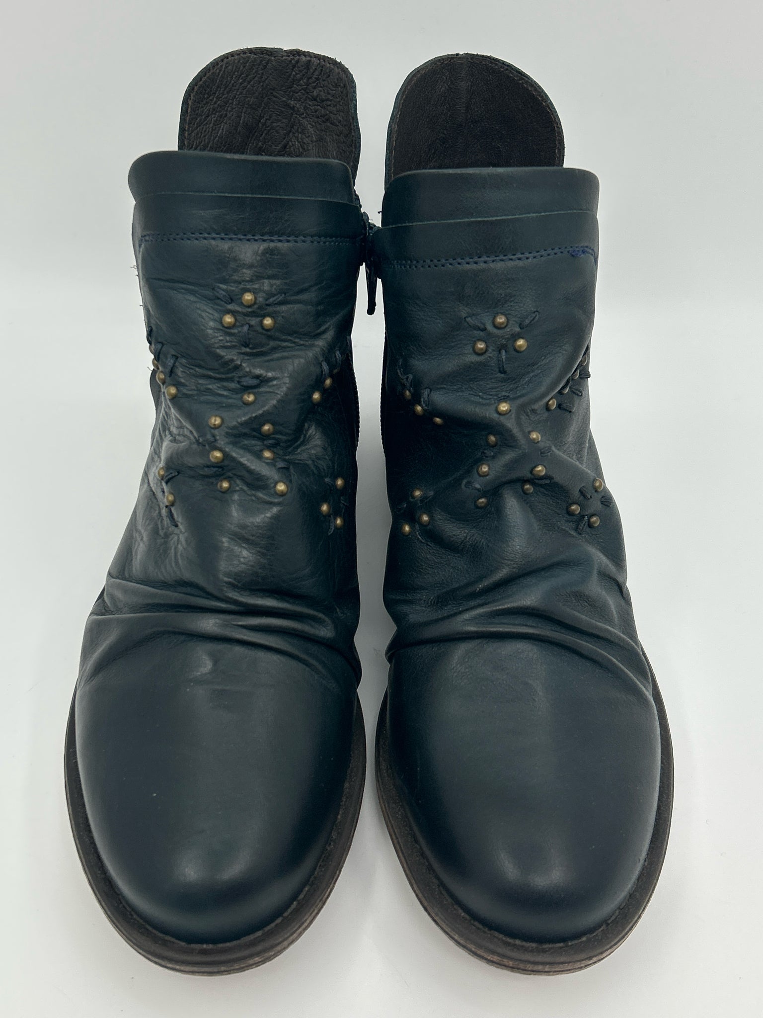 MIZ MOOZ NWOB Size 37/7  Dark Green Women Booties