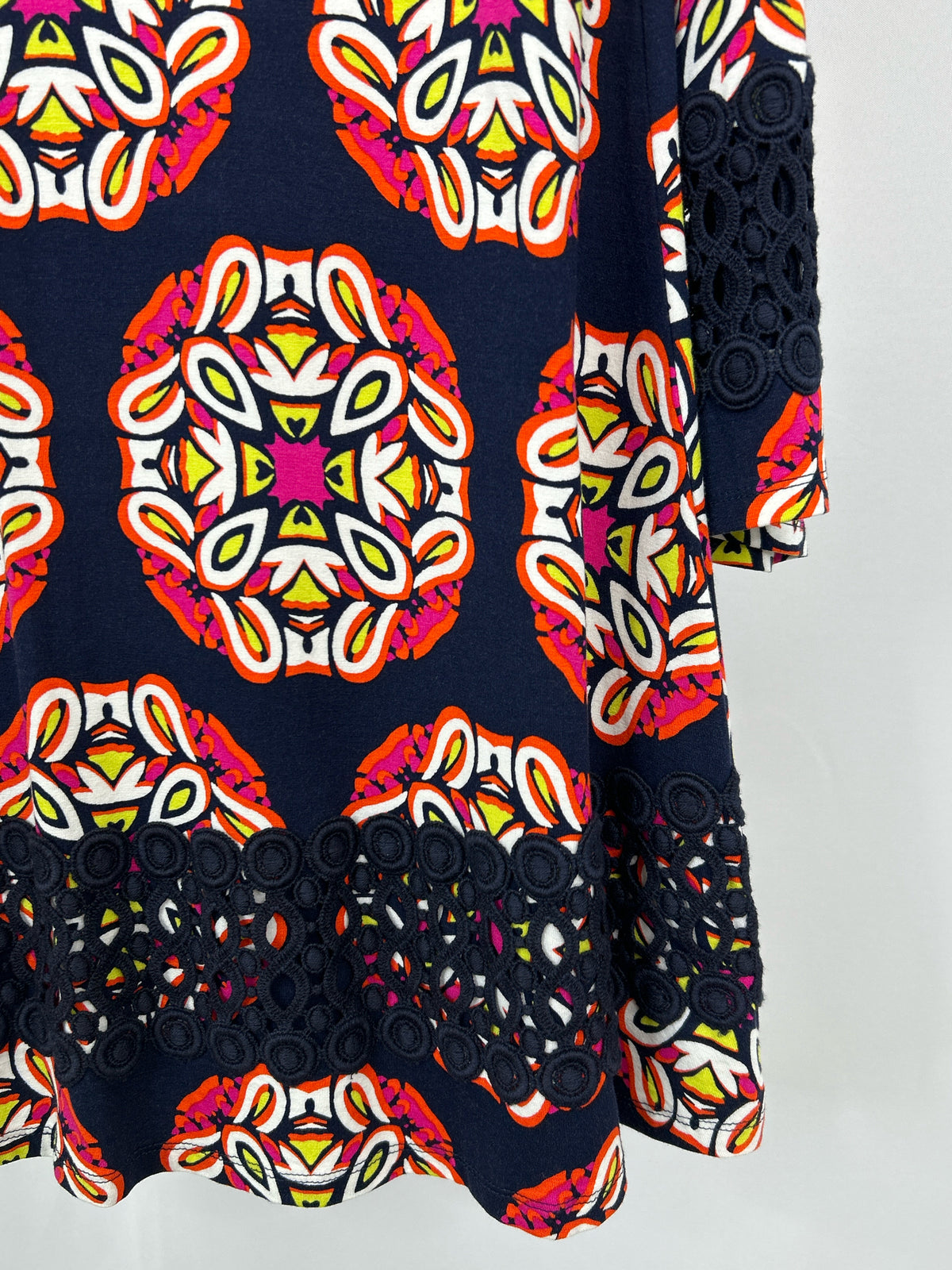 CROWN & IVY Size S Navy Print Women Dress