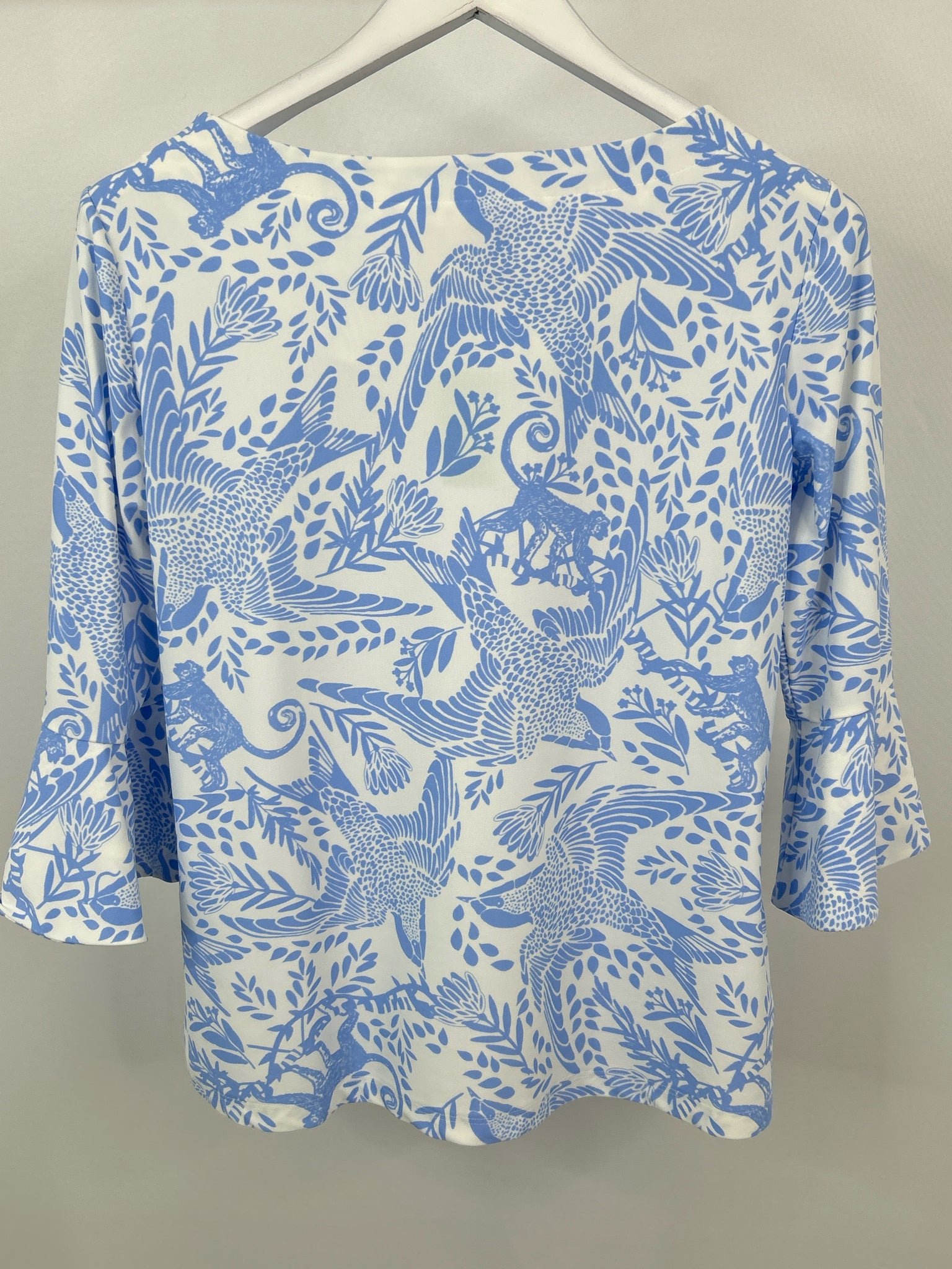 GINGY Size M blue and white Women Top