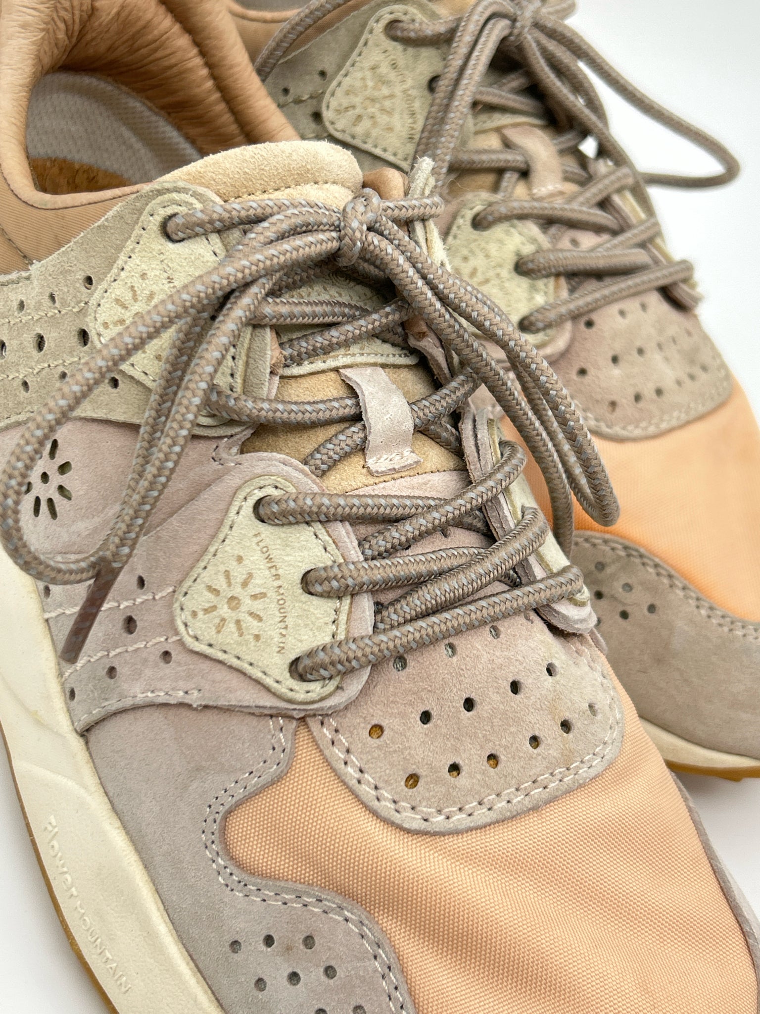 Flower Mountain Size 7 Peach and Grey Women Sneakers