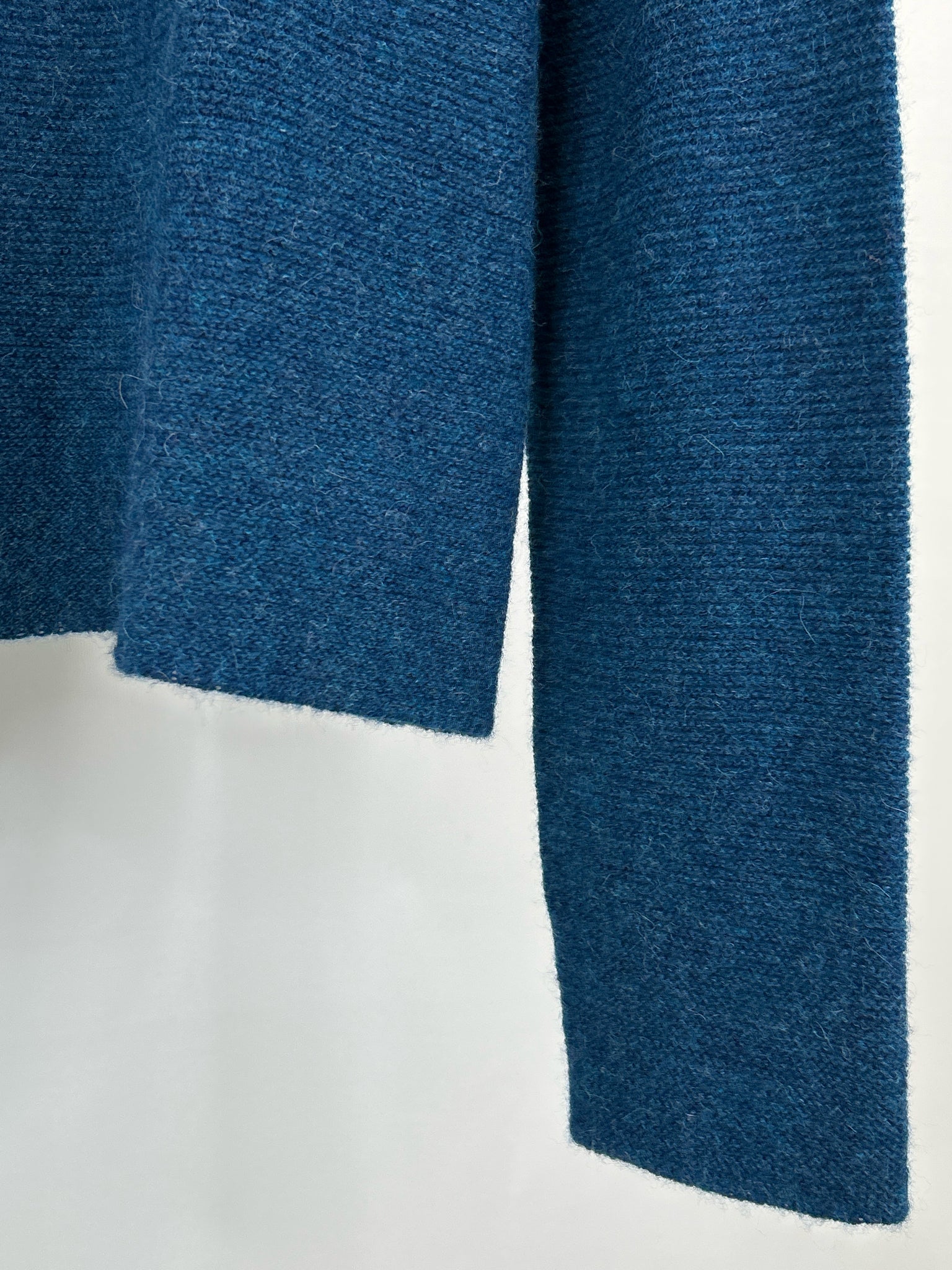 PERUVIAN CONNECTION Size XL Blue Women Sweater NWT