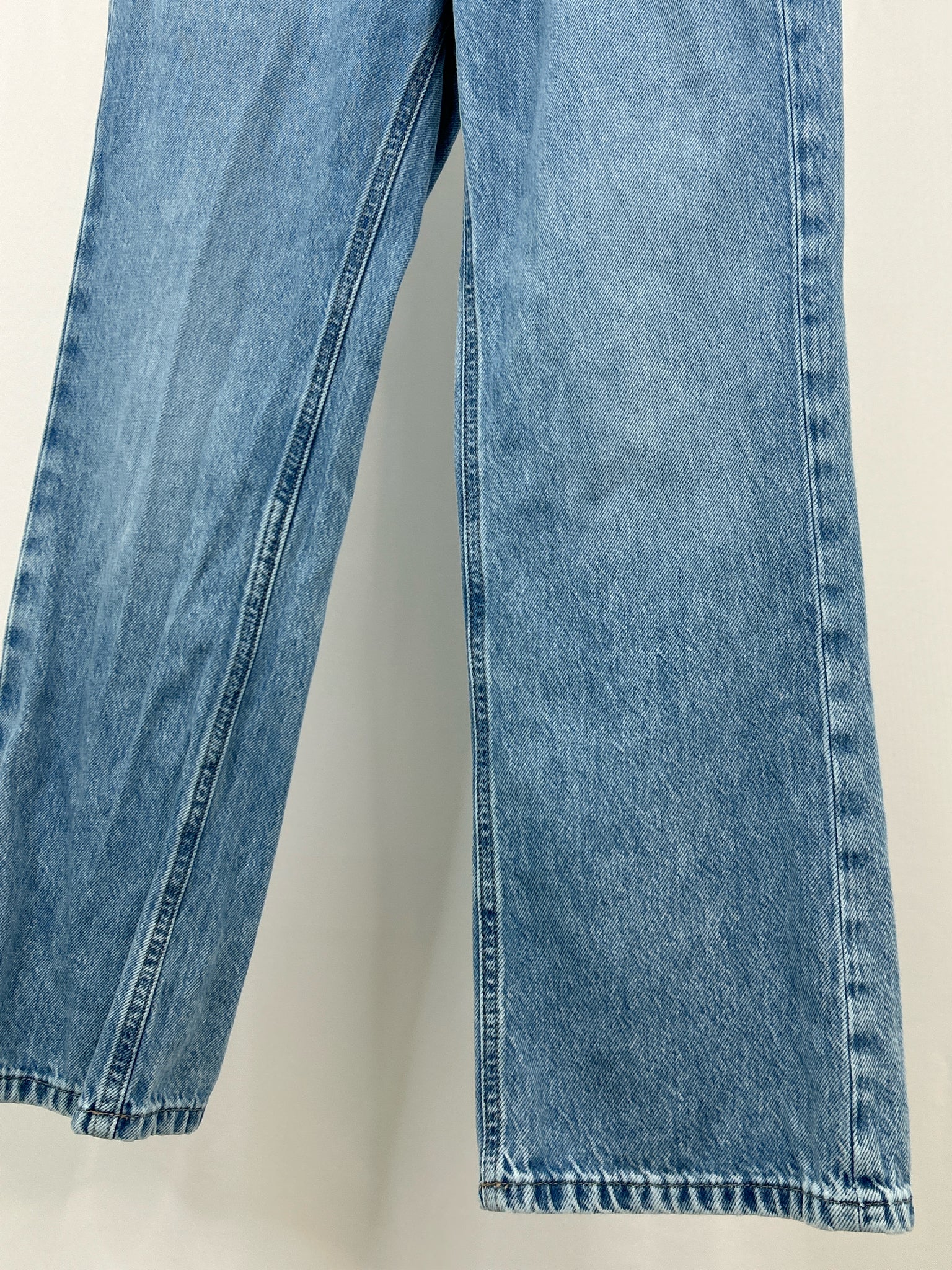 WE THE FREE Size 25/0 BLUE DENIM Women jeans