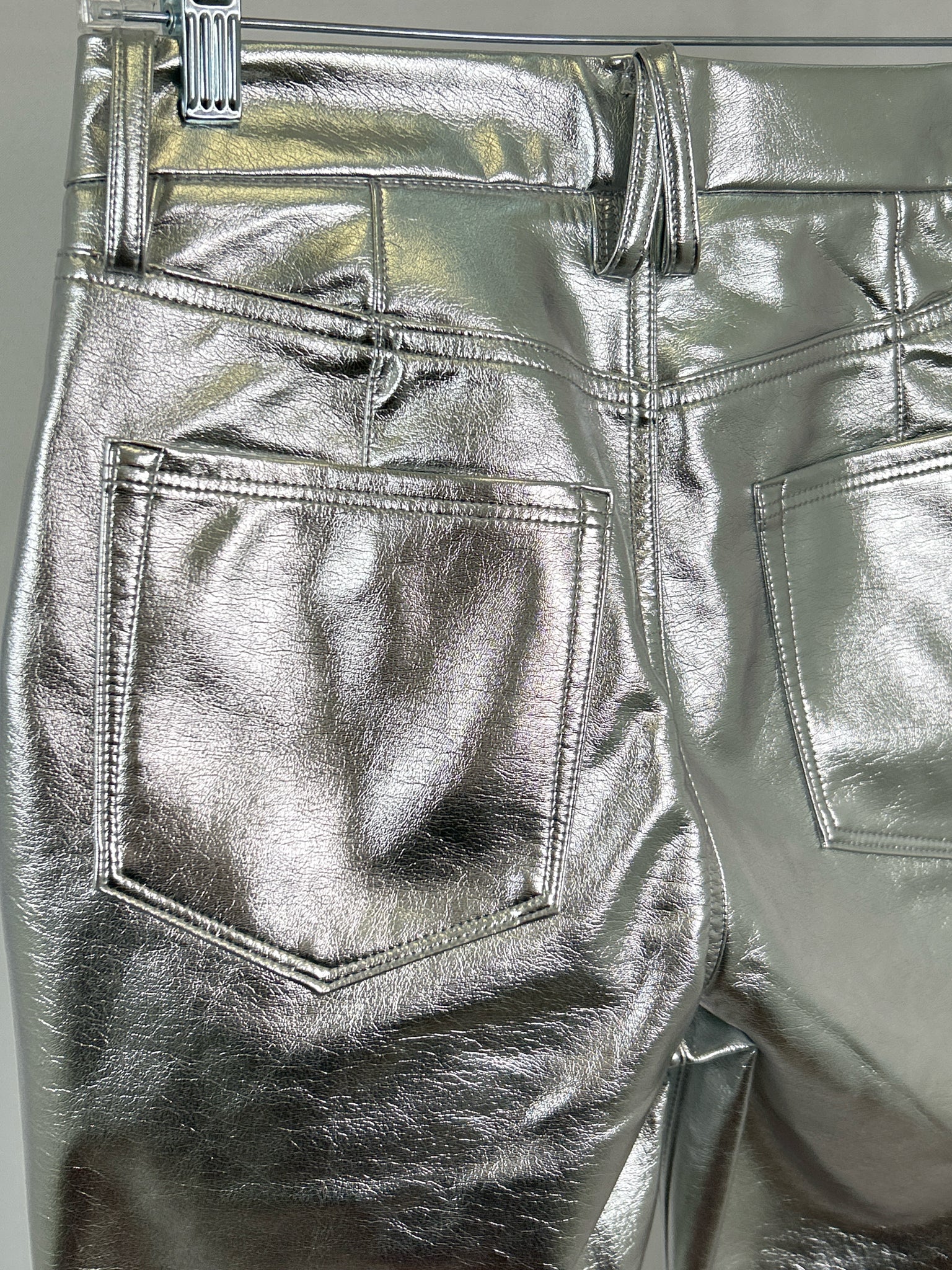 GOOD AMERICAN Size 2/26 Silver Women Pants NWT