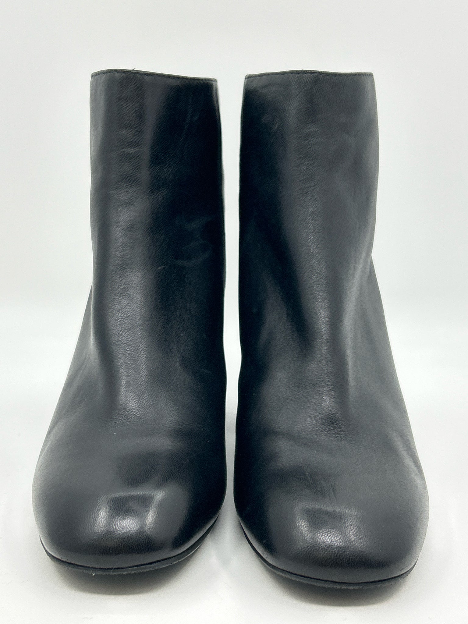 STUART WEITZMAN Size 6.5M Black Women Booties
