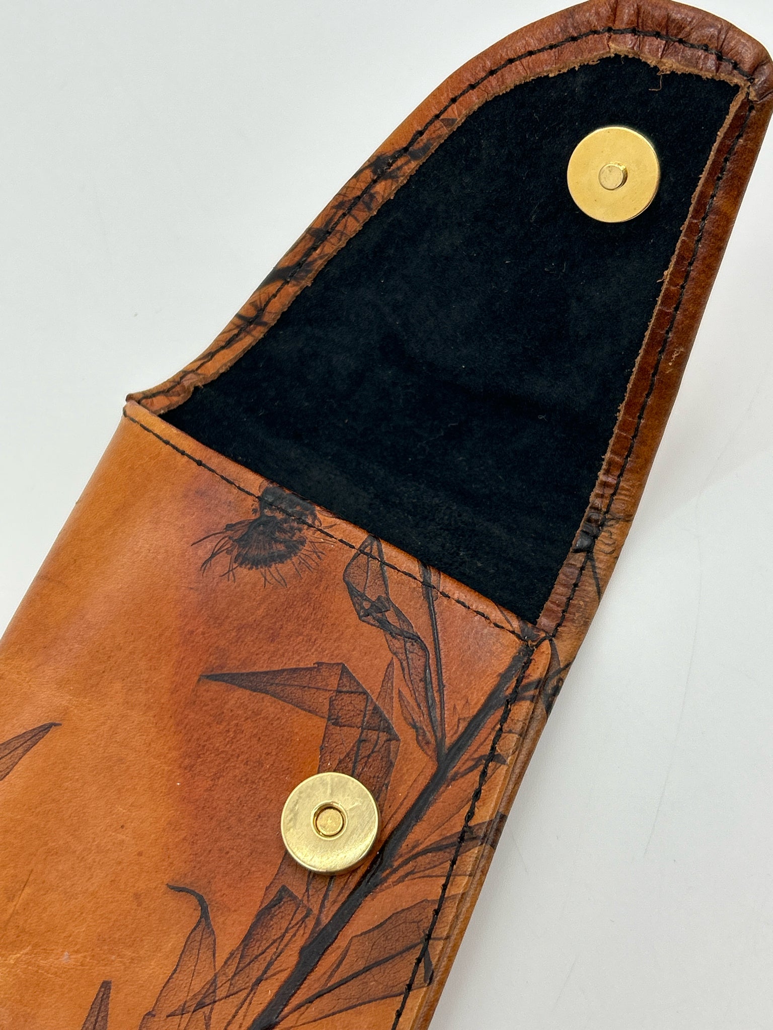 LEAF LEATHER Brown Print Accessories