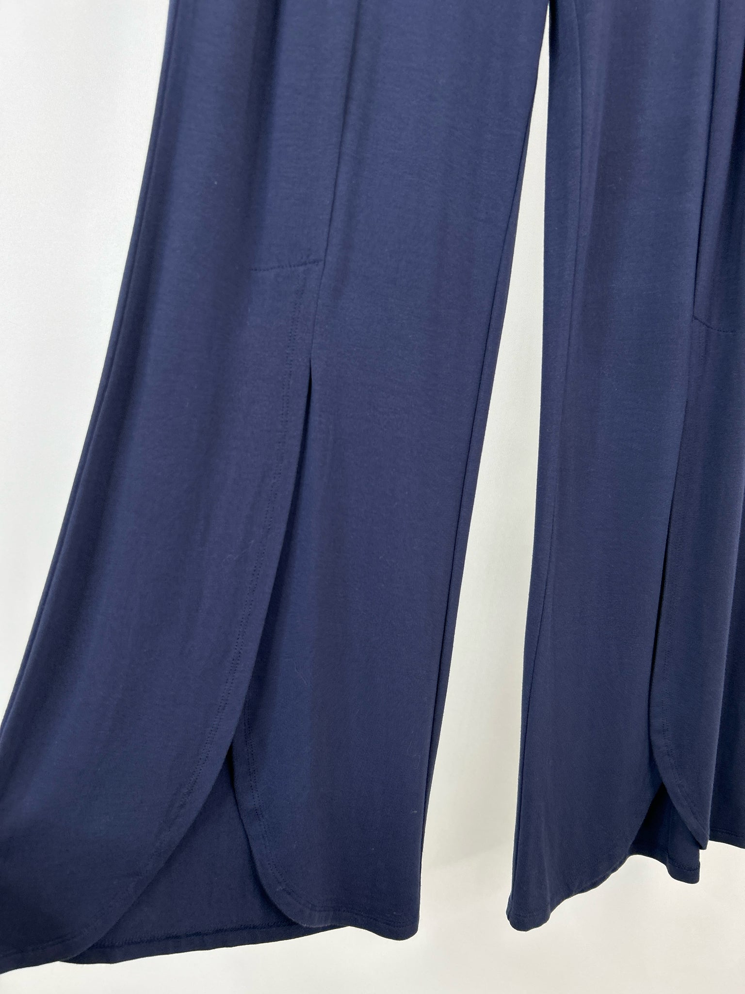 OLIVIA BY HABITAT CLOTHES Size S Navy Women Pants