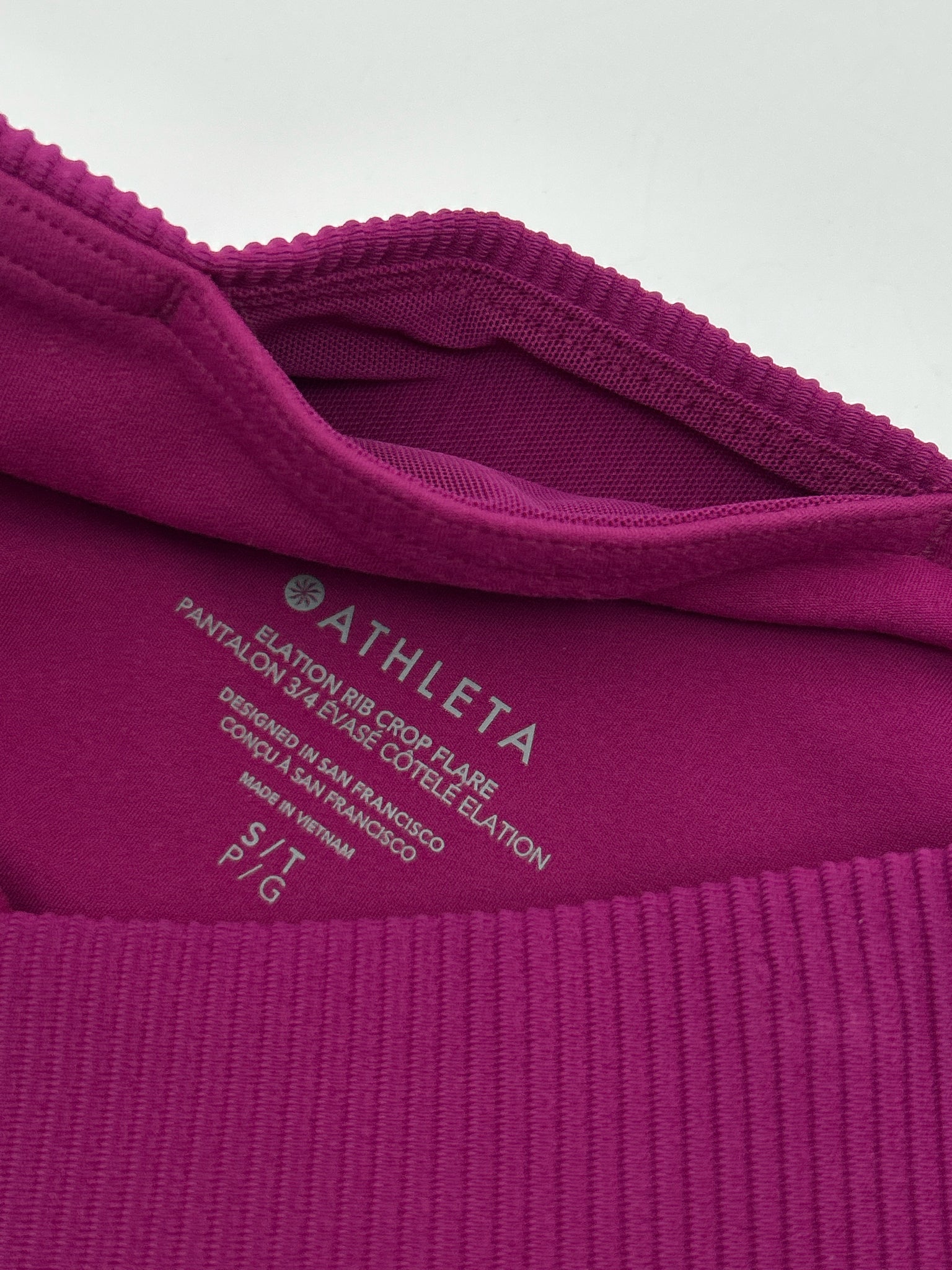 ATHLETA Size S MAGENTA Women Workout