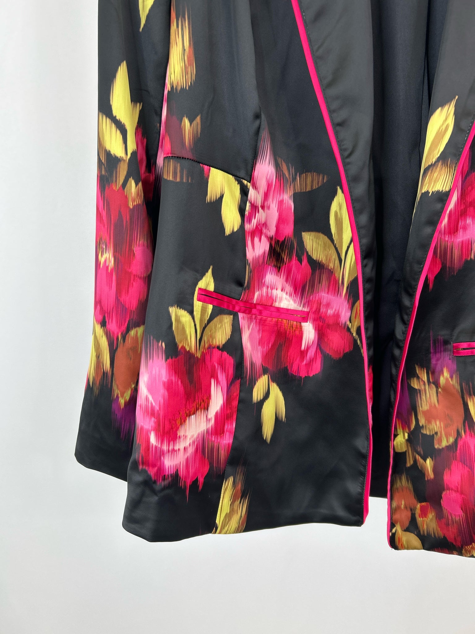 TORRID Size 10 Black Floral Women Blazer