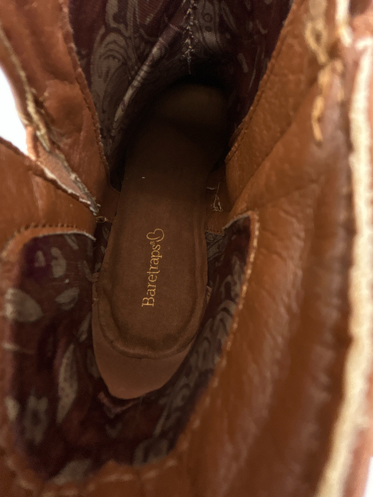 BARETRAPS NIB Size 8M Tan Women Booties