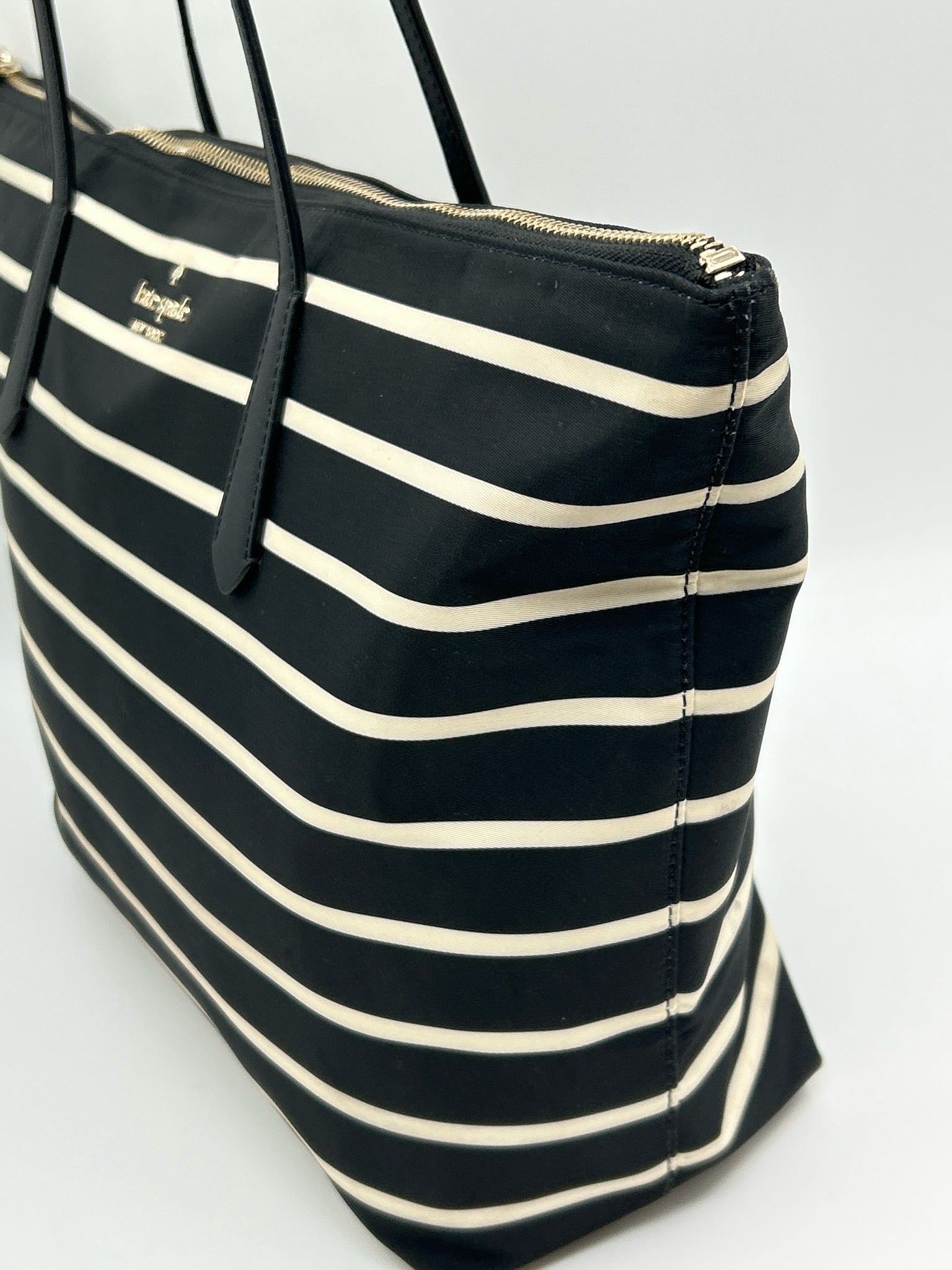 KATE SPADE Black and White Women Purse