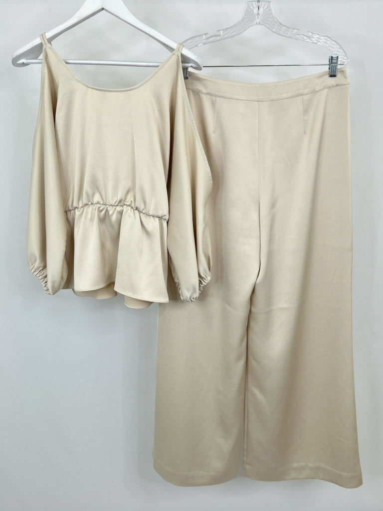 TRINA TURK Women Size M/10 Champagne 2-Piece w/pants