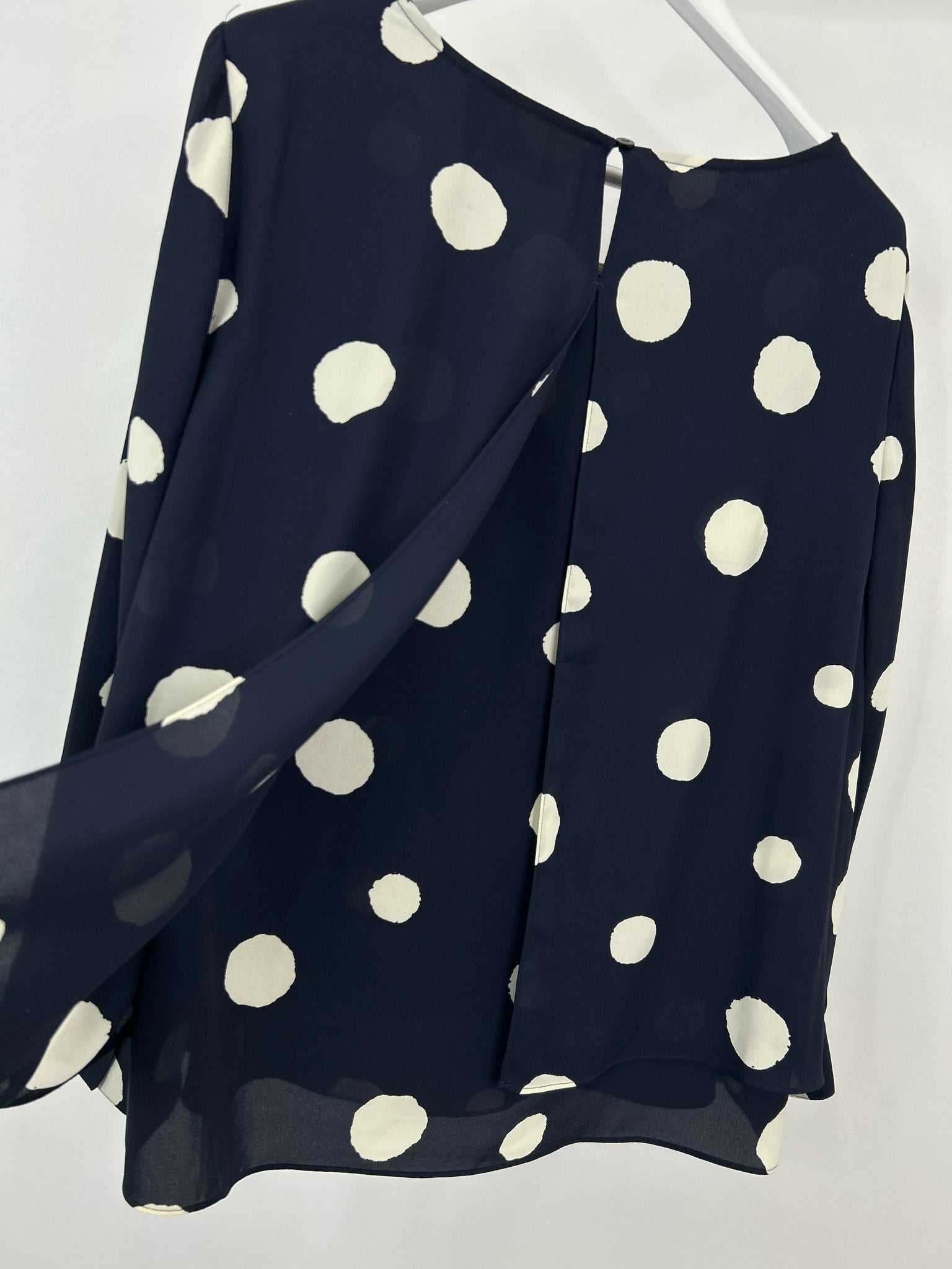 CHICO'S Size 16 NAVY AND WHITE Women Top