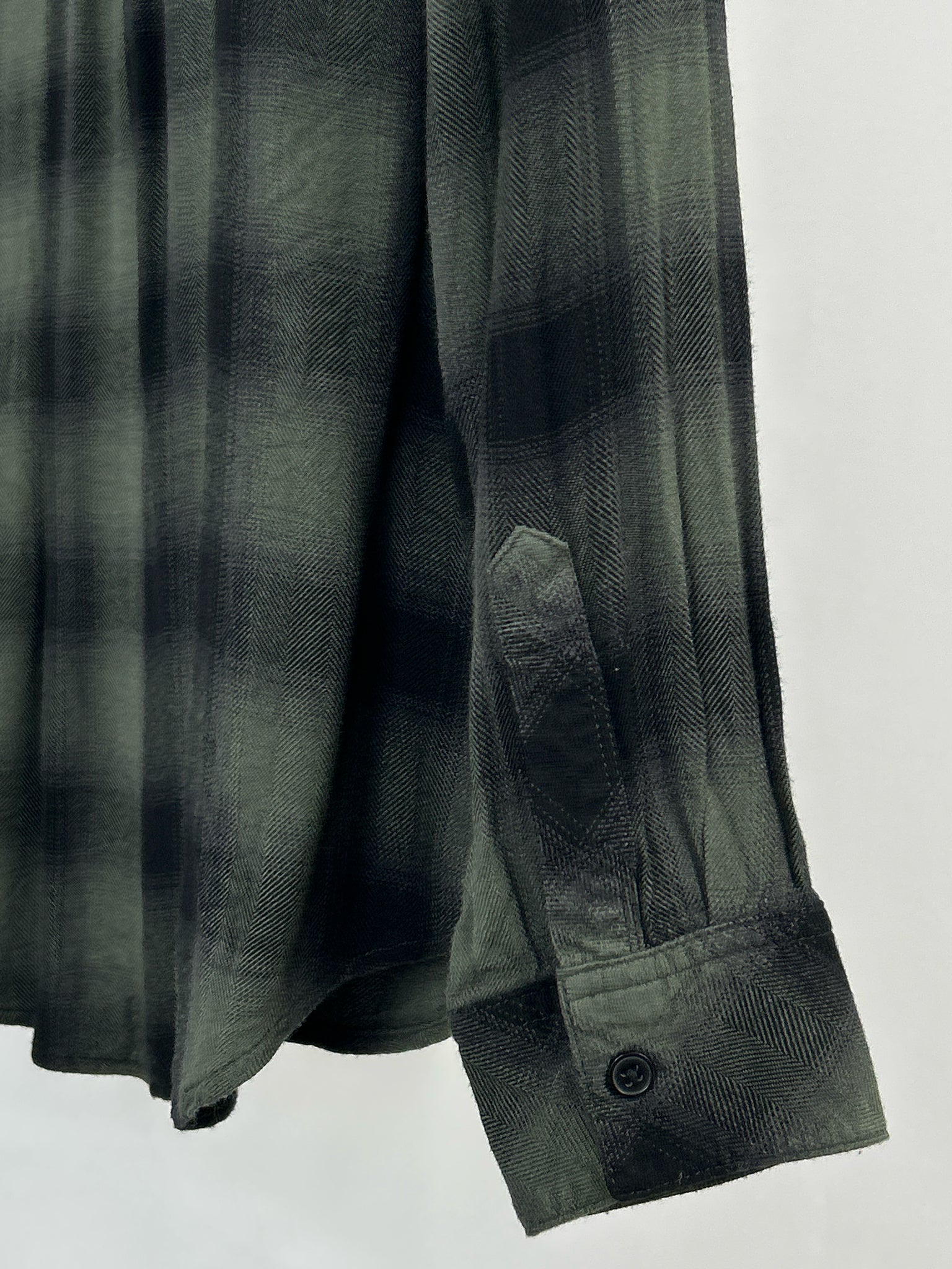 RAILS Size L Green Plaid Women Blouse