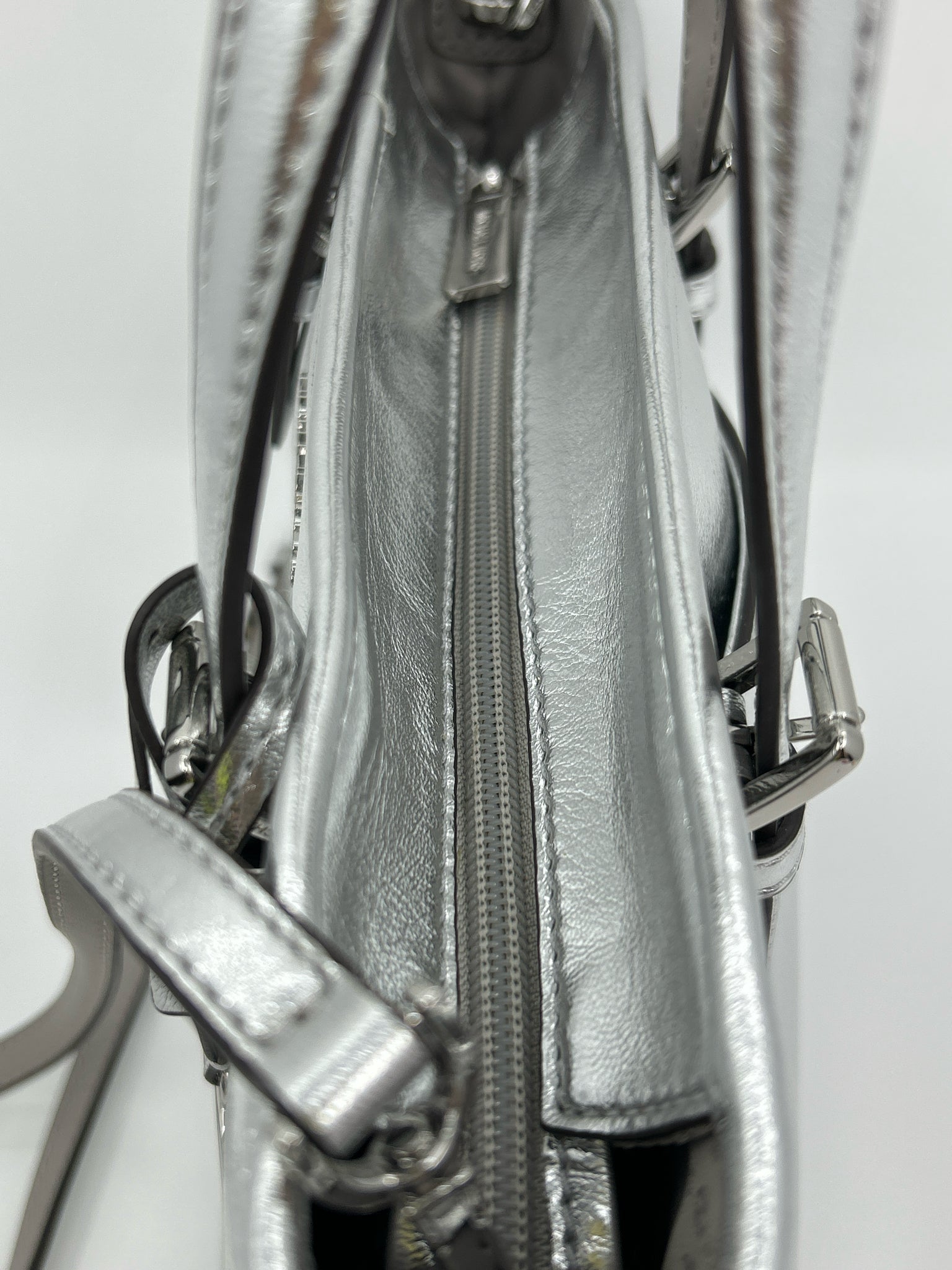 MICHAEL KORS METALLIC SILVER Women Purse