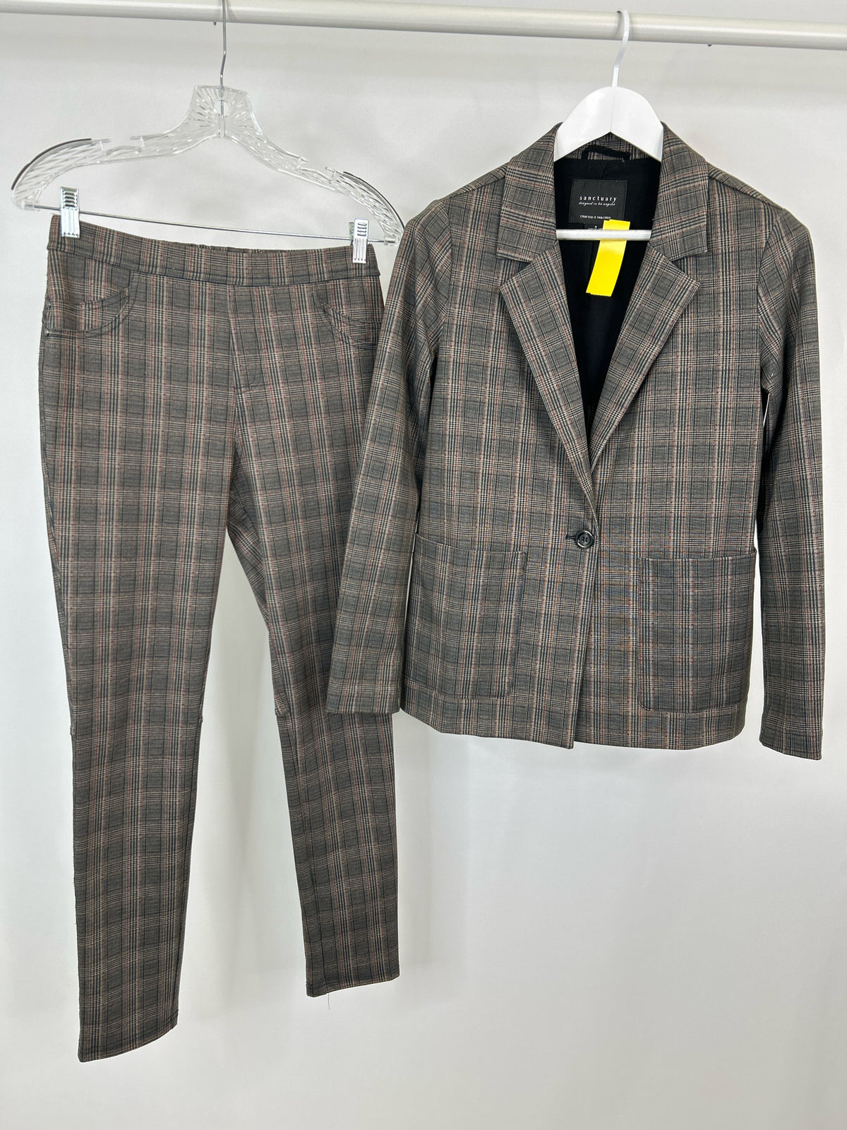 SANCTUARY Size S grey and red Women 2-Piece w/pants