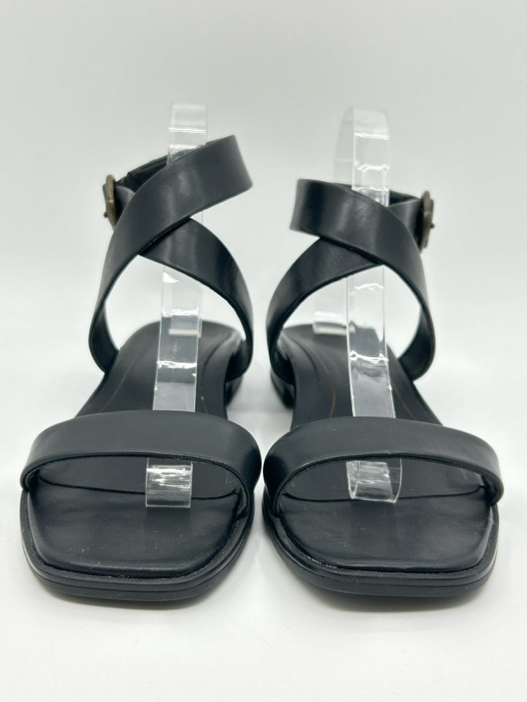 VIONIC Size 7.5 Black Women's Sandal