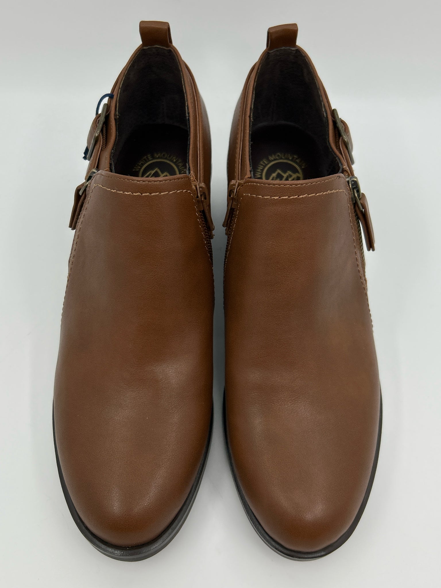 WHITE MOUNTAIN Size 9W CHESTNUT Women's Booties