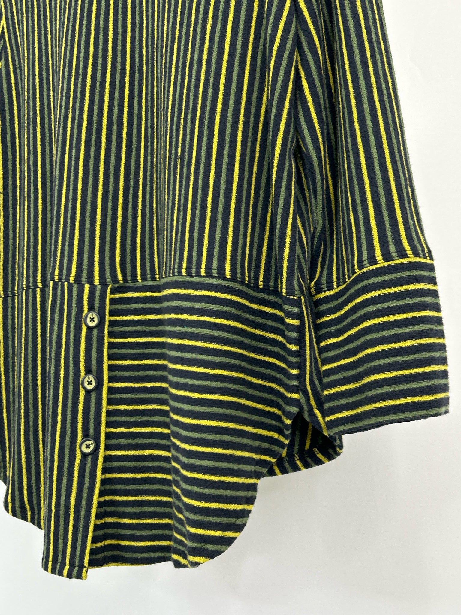 HABITAT Size S Green Striped Women Shirt