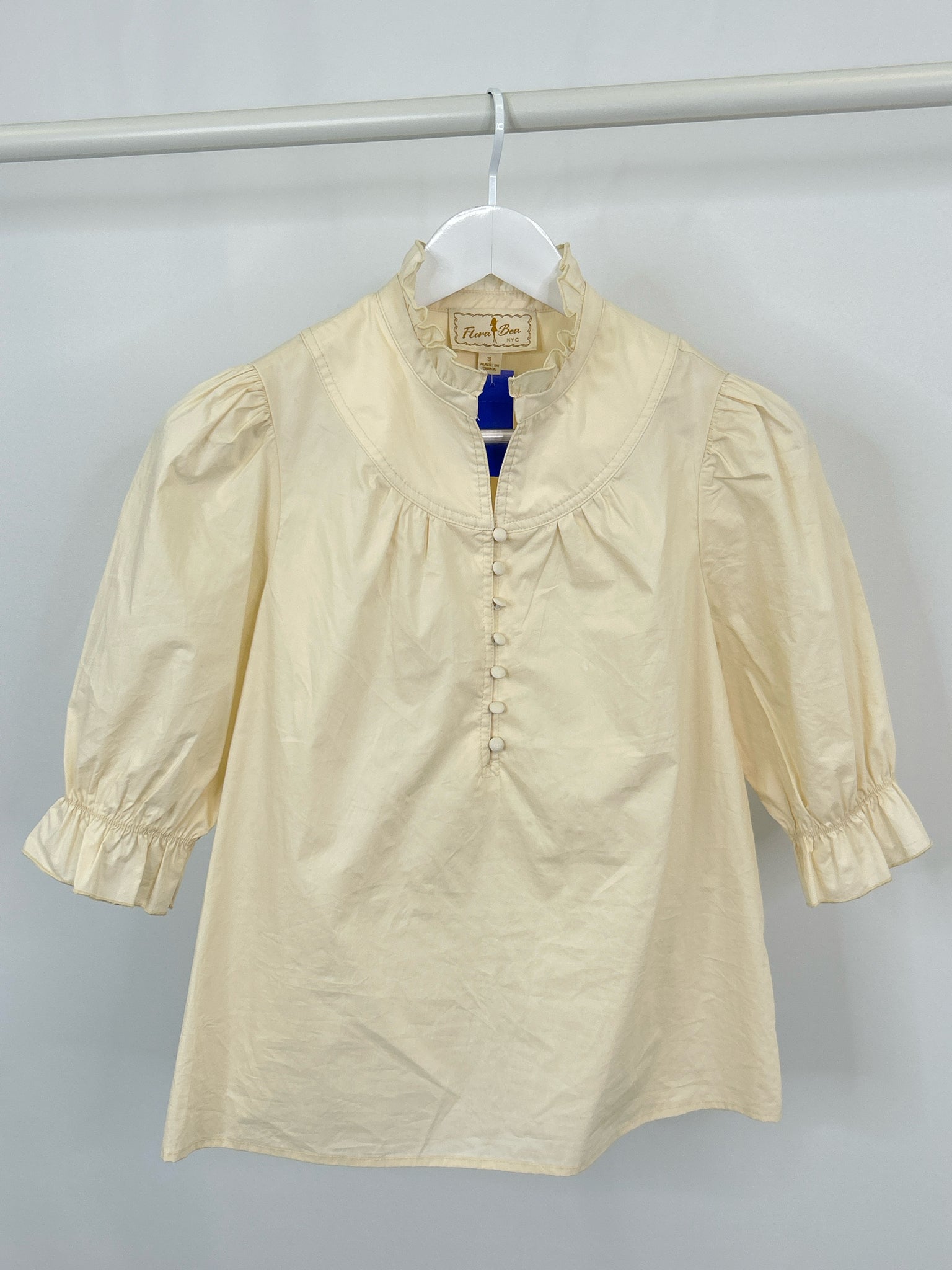 Flora Bea Size S Cream Women Blouse