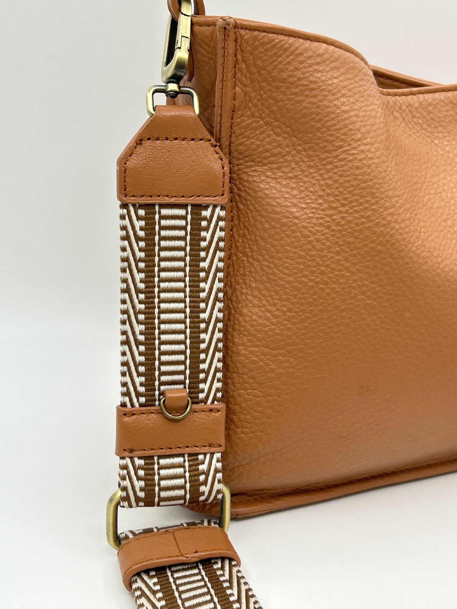 HOBO Camel Women Purse