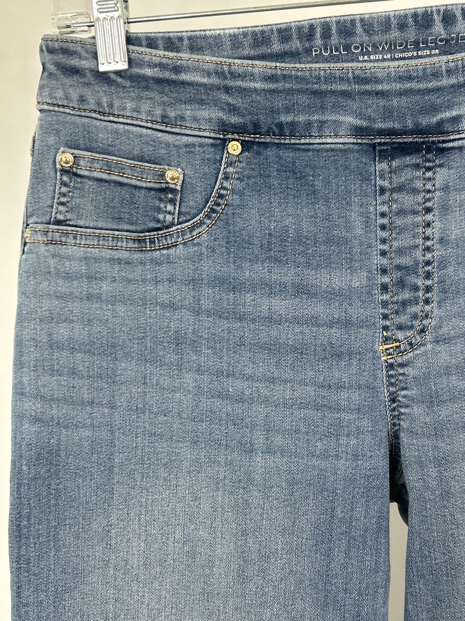 CHICO'S Size 4R BLUE DENIM Women jeans
