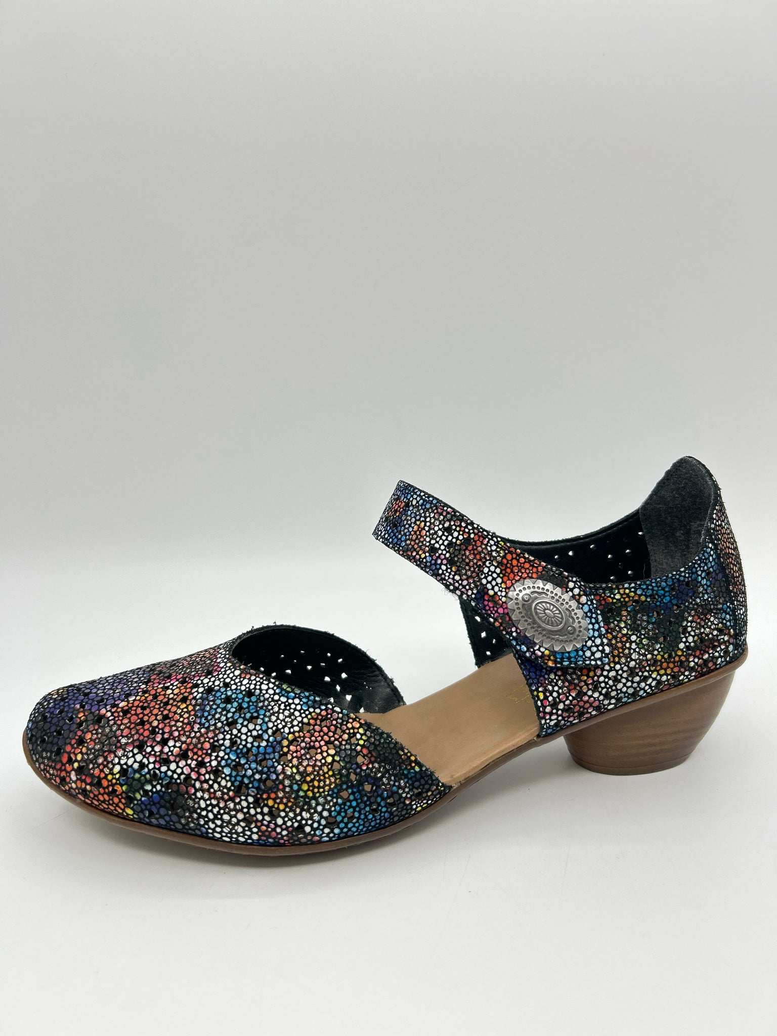 RIEKER Size 9 Multi-Color Women Shoes