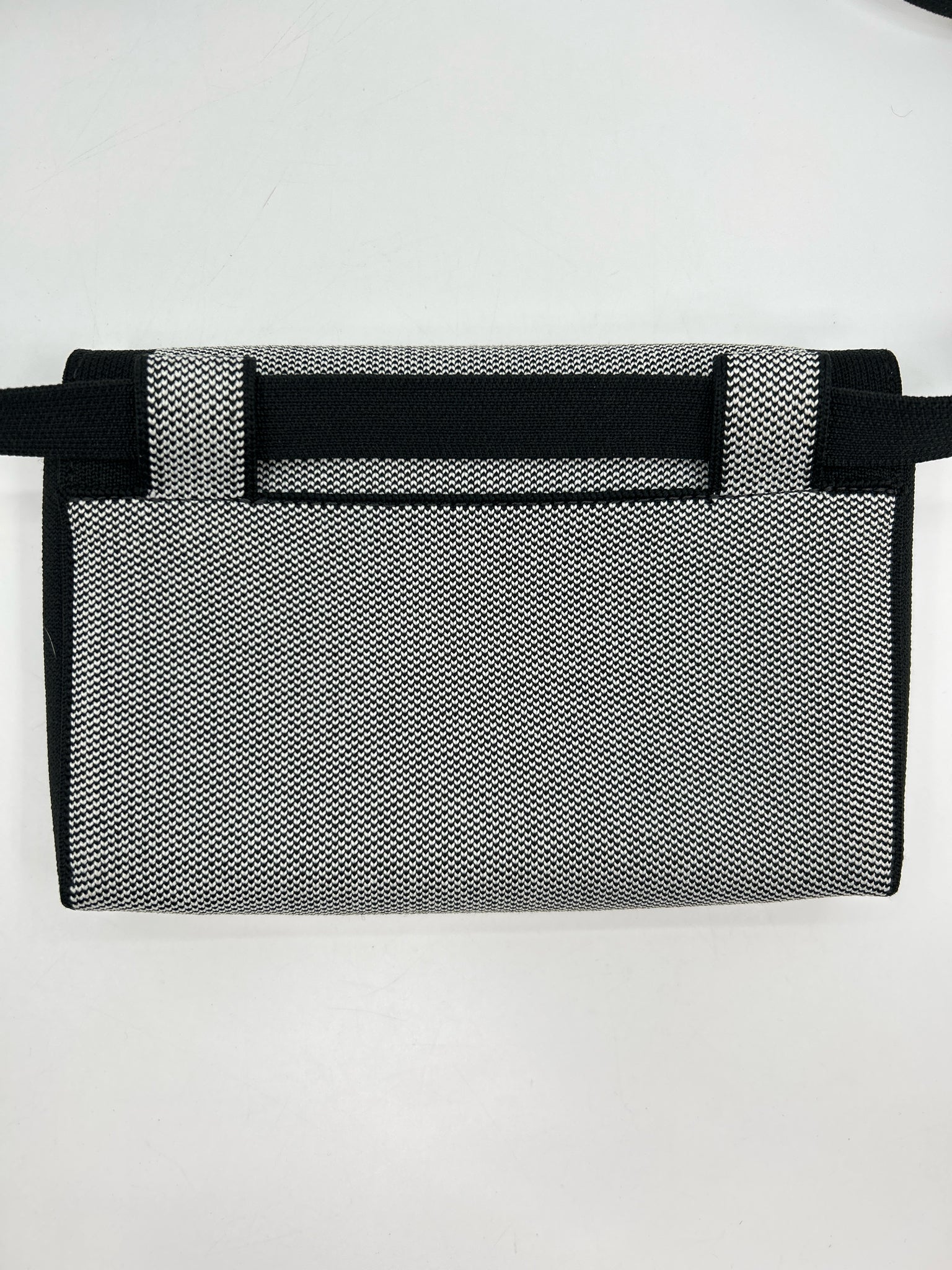 ROTHY'S Grey & Black Women Purse