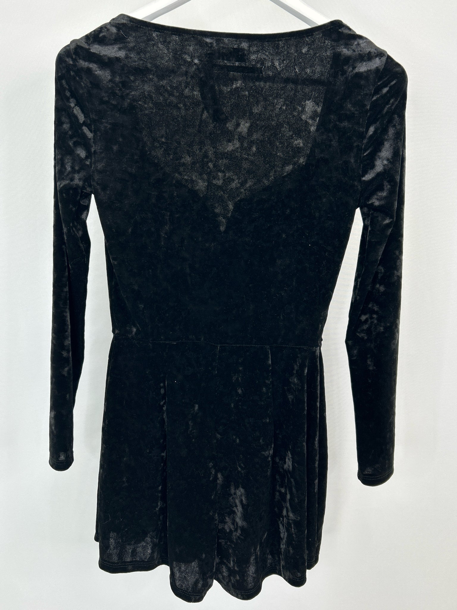URBAN OUTFITTERS Size M Black Women Romper