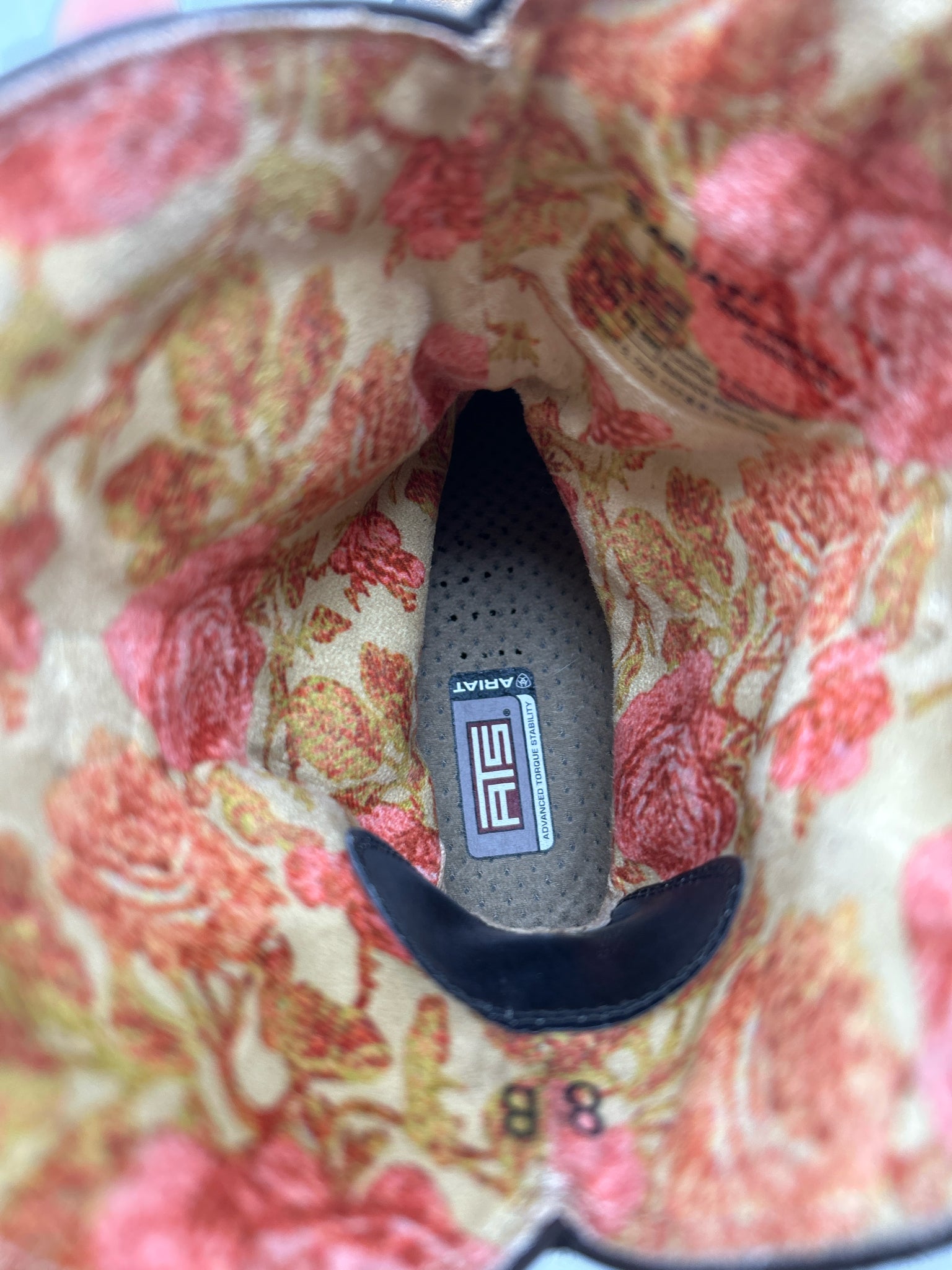 ARIAT Size 8B Brown Women Boots