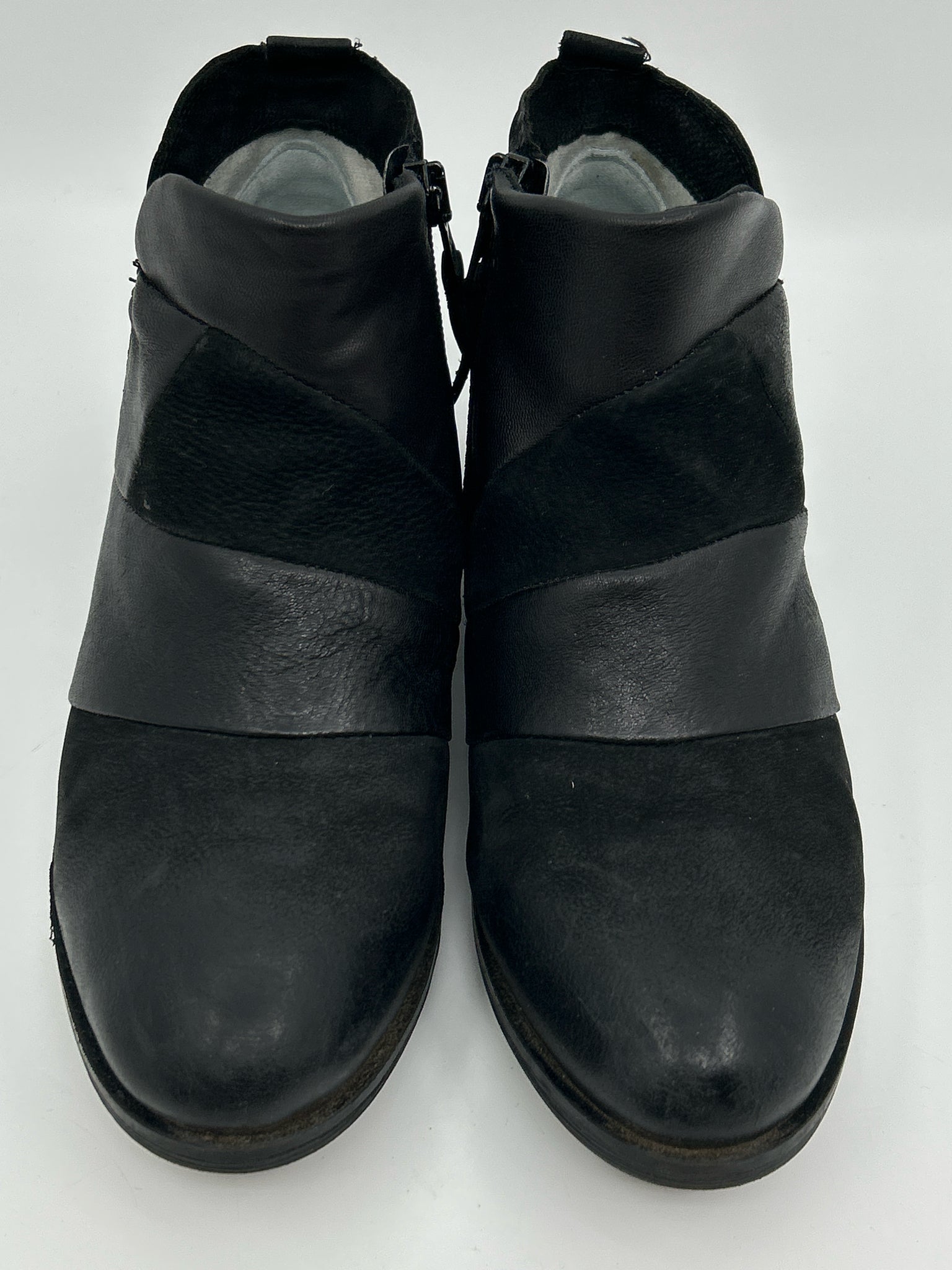 MIZ MOOZ Size 37 Black Women Booties