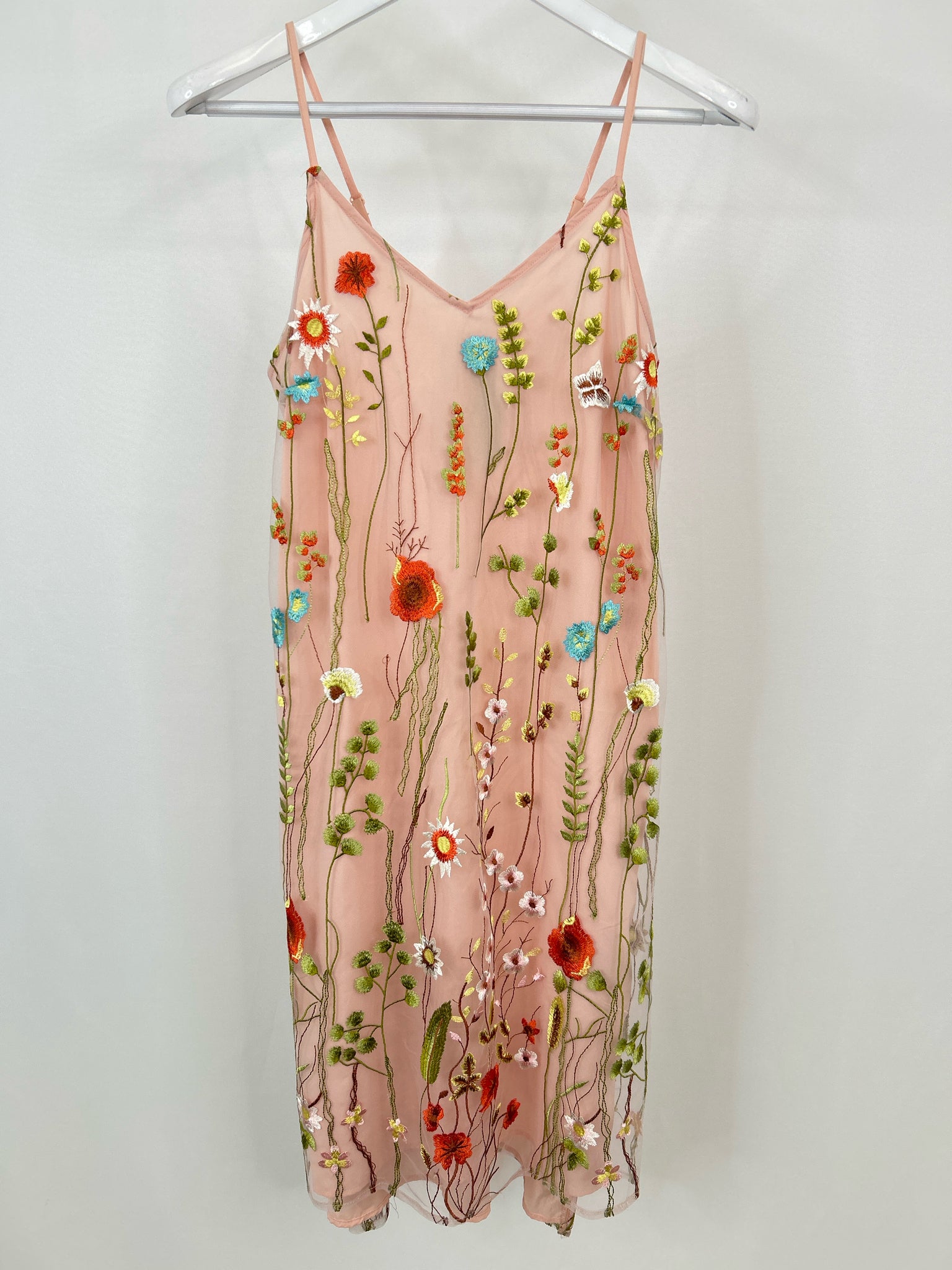 BEIGE BY ECI Size 4 Pink floral Women's Dress