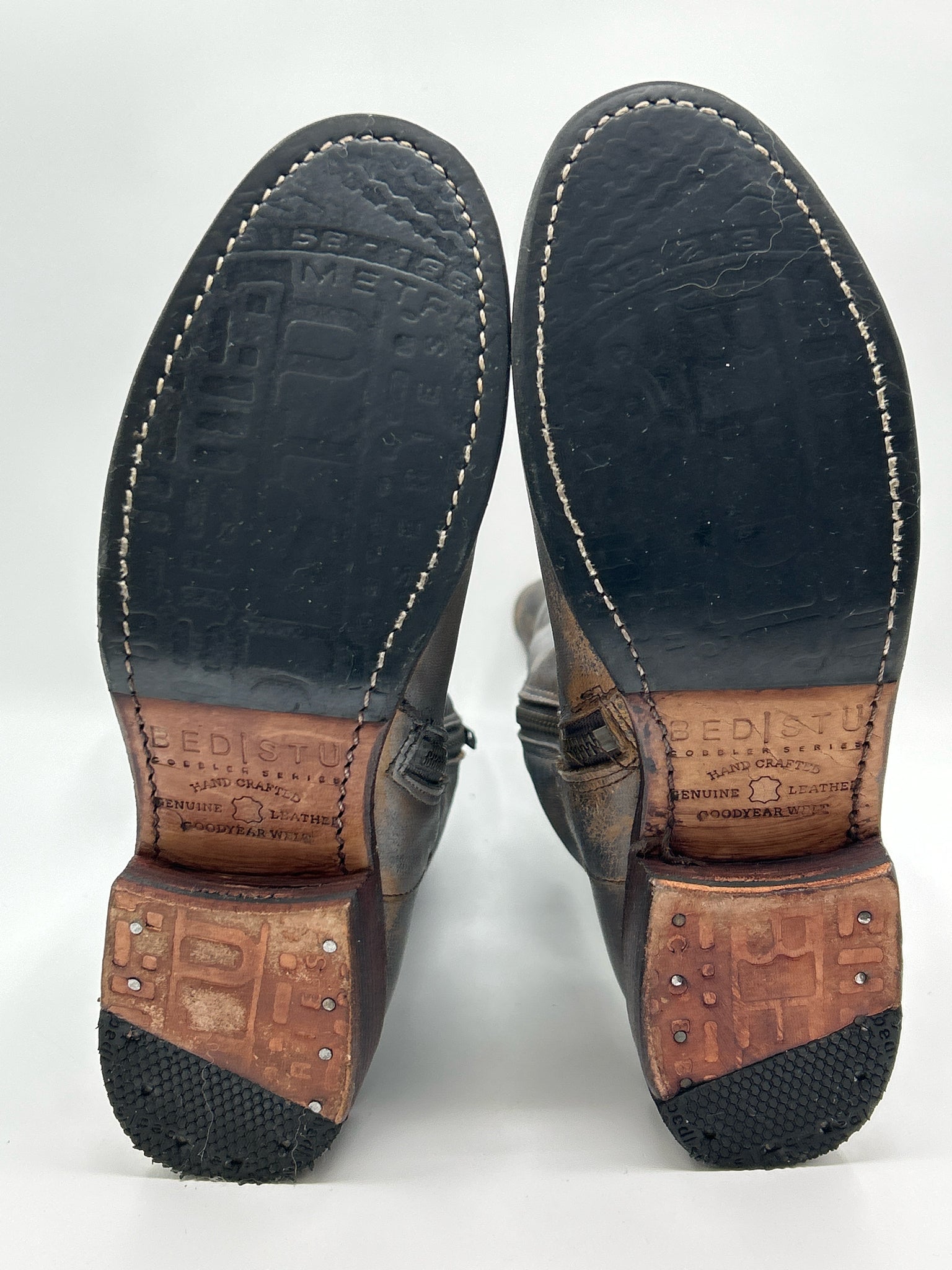 BED STU Size 6 Grey Women Boots