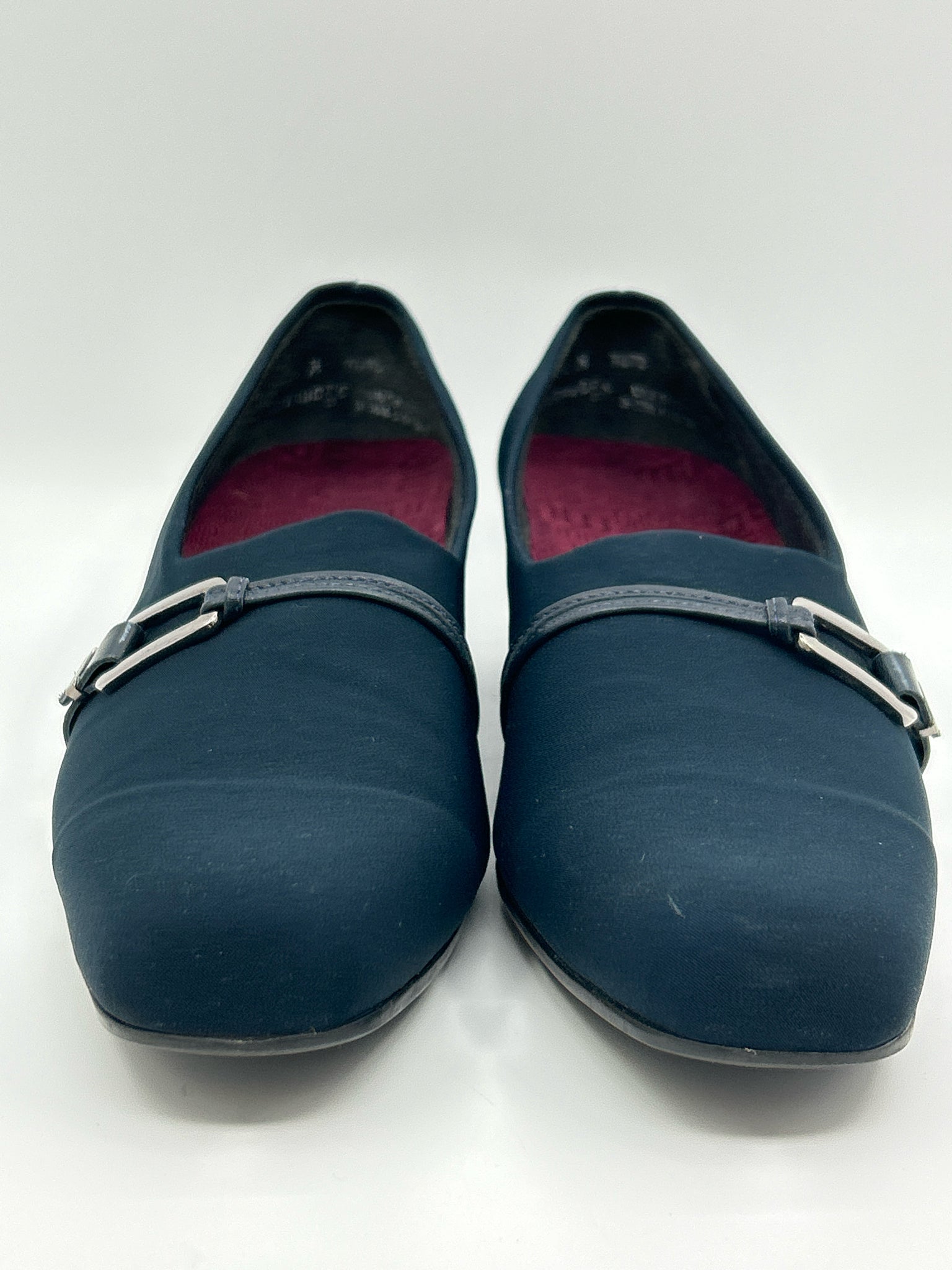 MUNRO Size 10.5M Navy Women Pumps