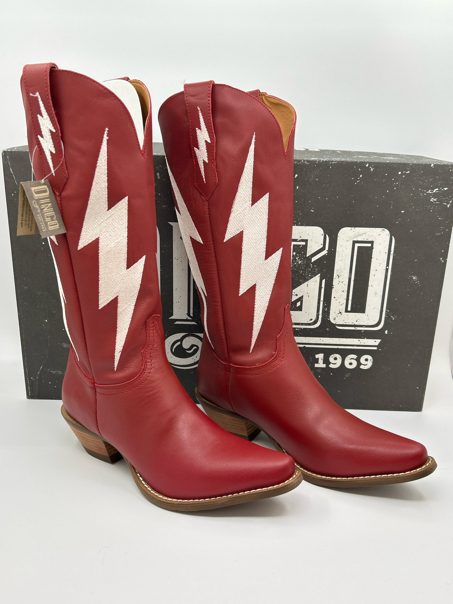 DINGO Size 7.5M red and white Women Boots