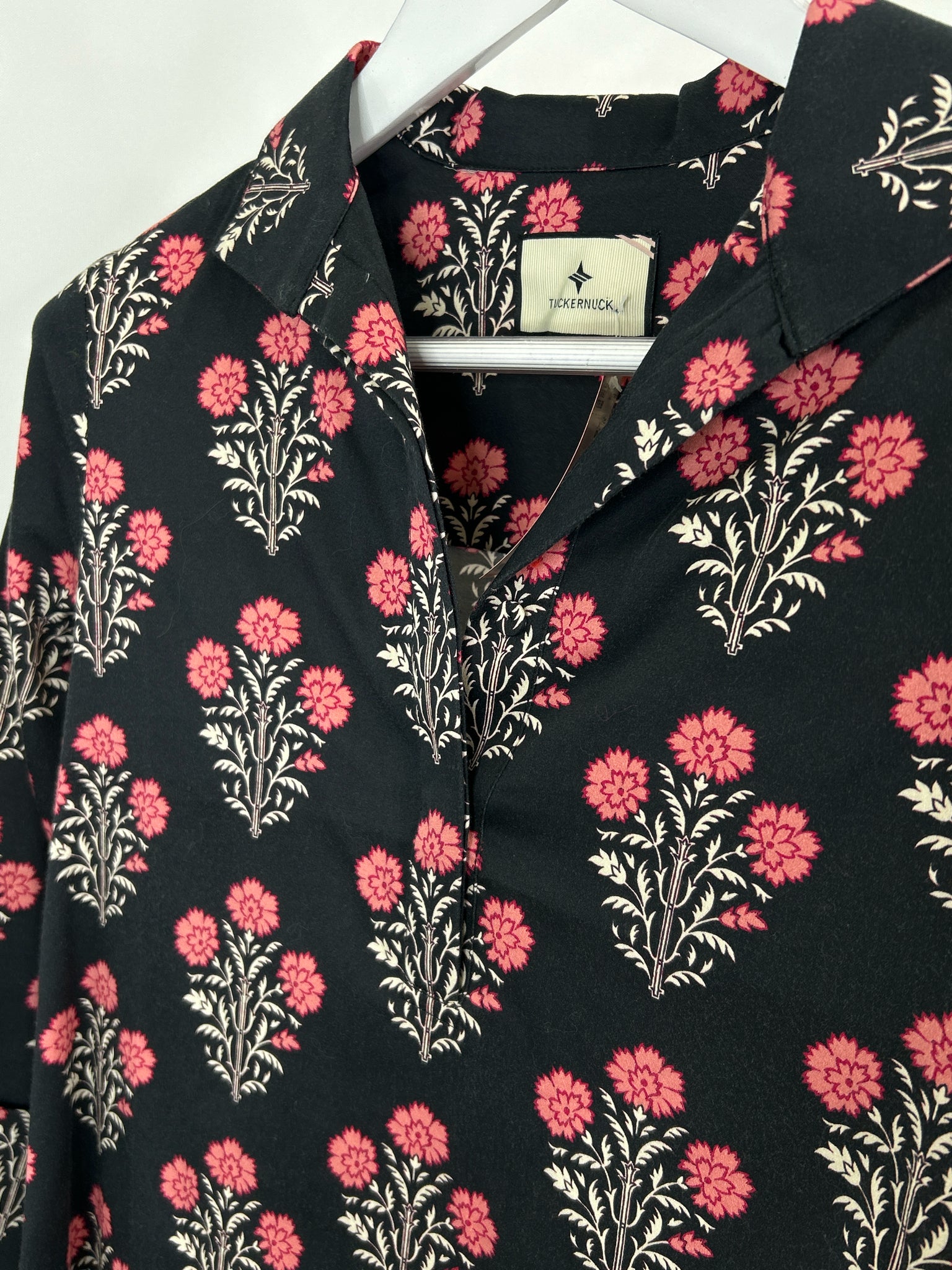 TUCKERNUCK Size XS Black Floral Women Dress