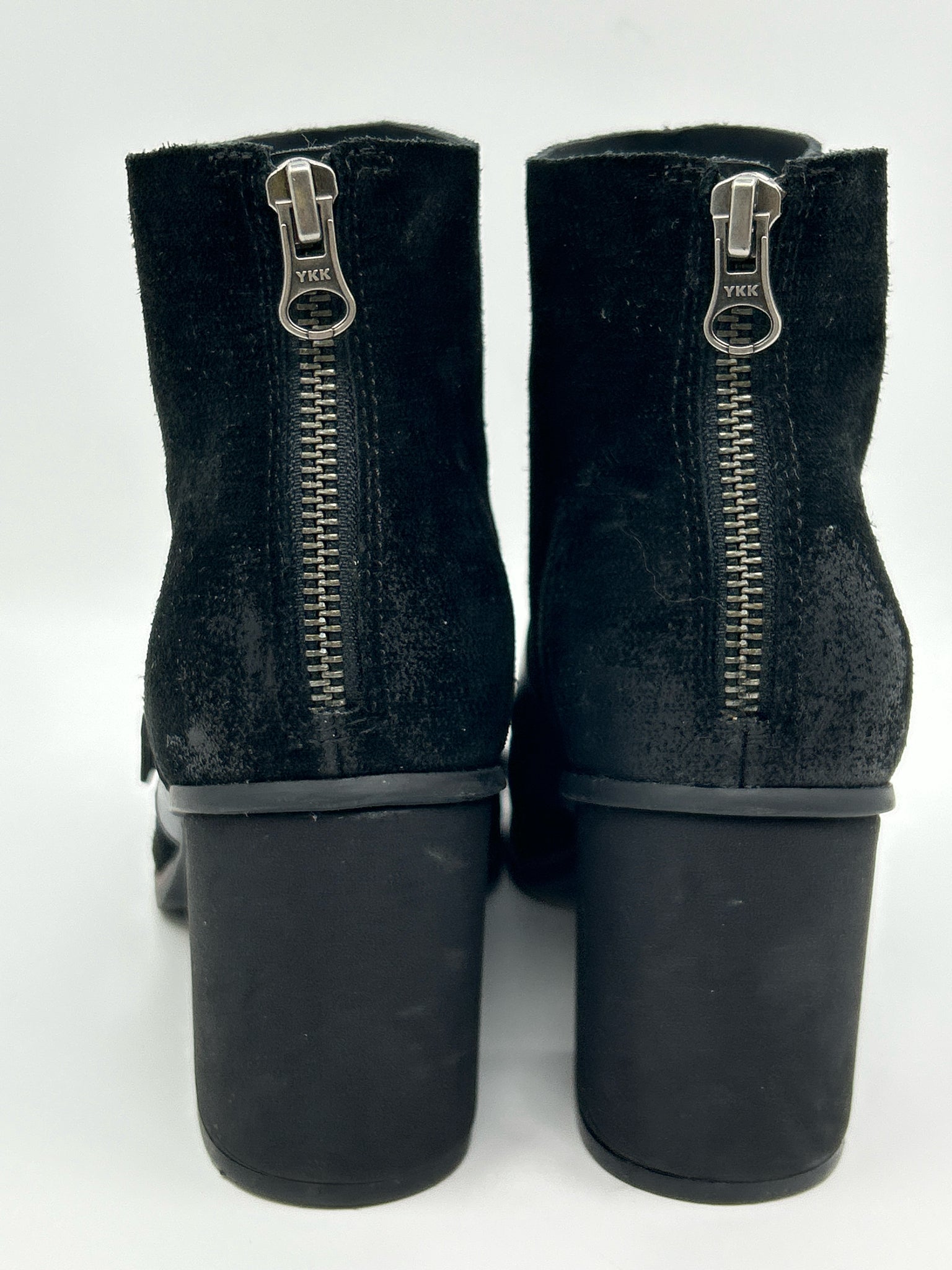 Korks Size 8M Black Women Booties