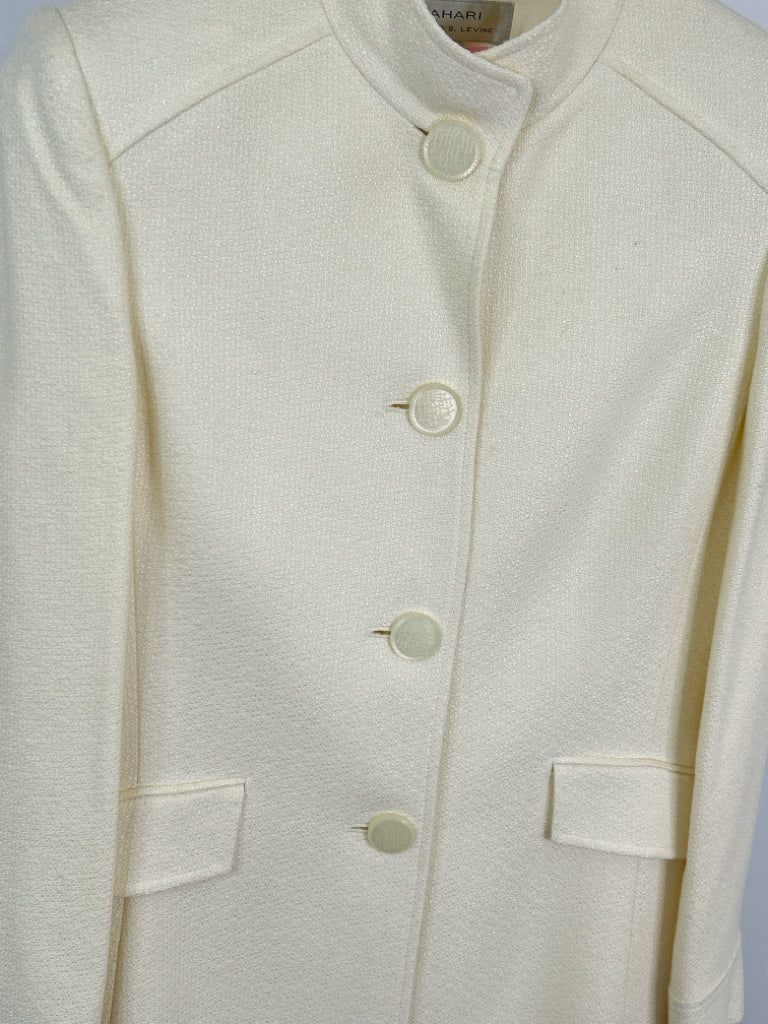 TAHARI Women Size 8 Cream Coat