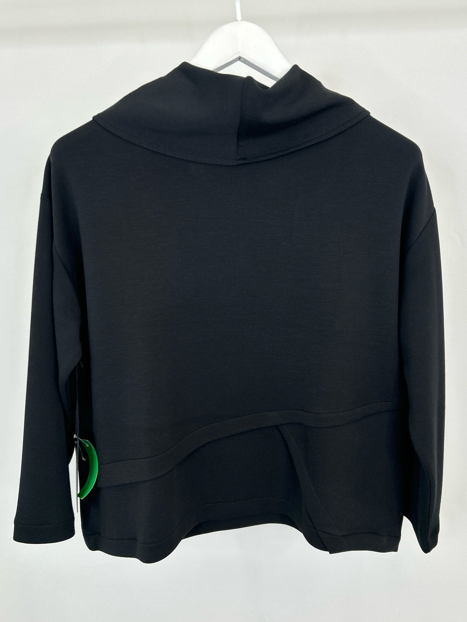 OLIVIA BY HABITAT CLOTHES Size S Black Women Pullover