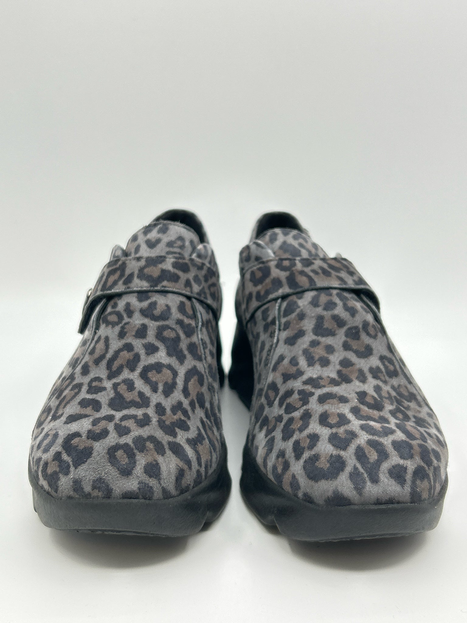 MEPHISTO Size 8 Gray print Women Shoes