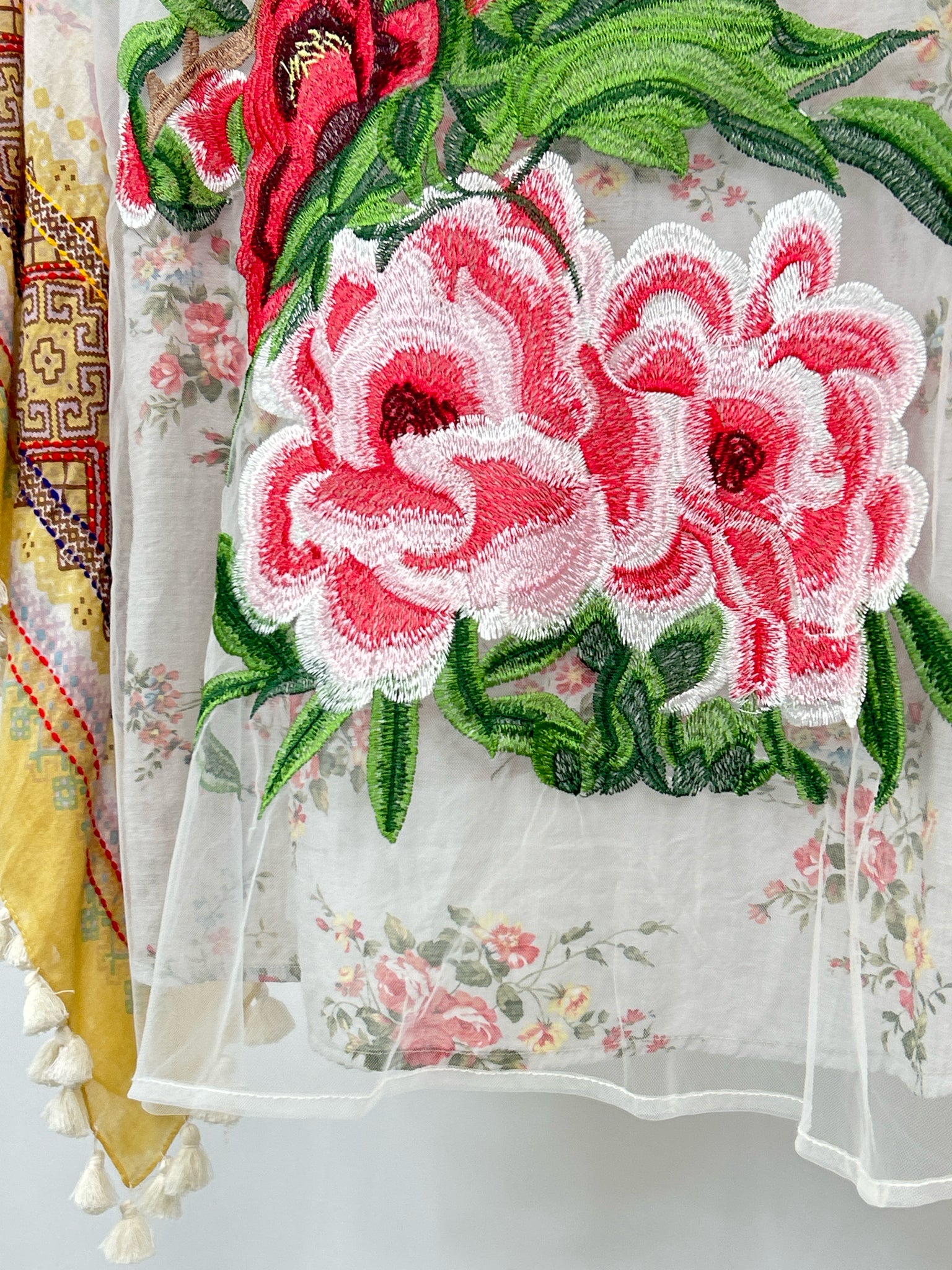 ARATTA SILENT JOURNEY Size M Pale Grey Women Blouse